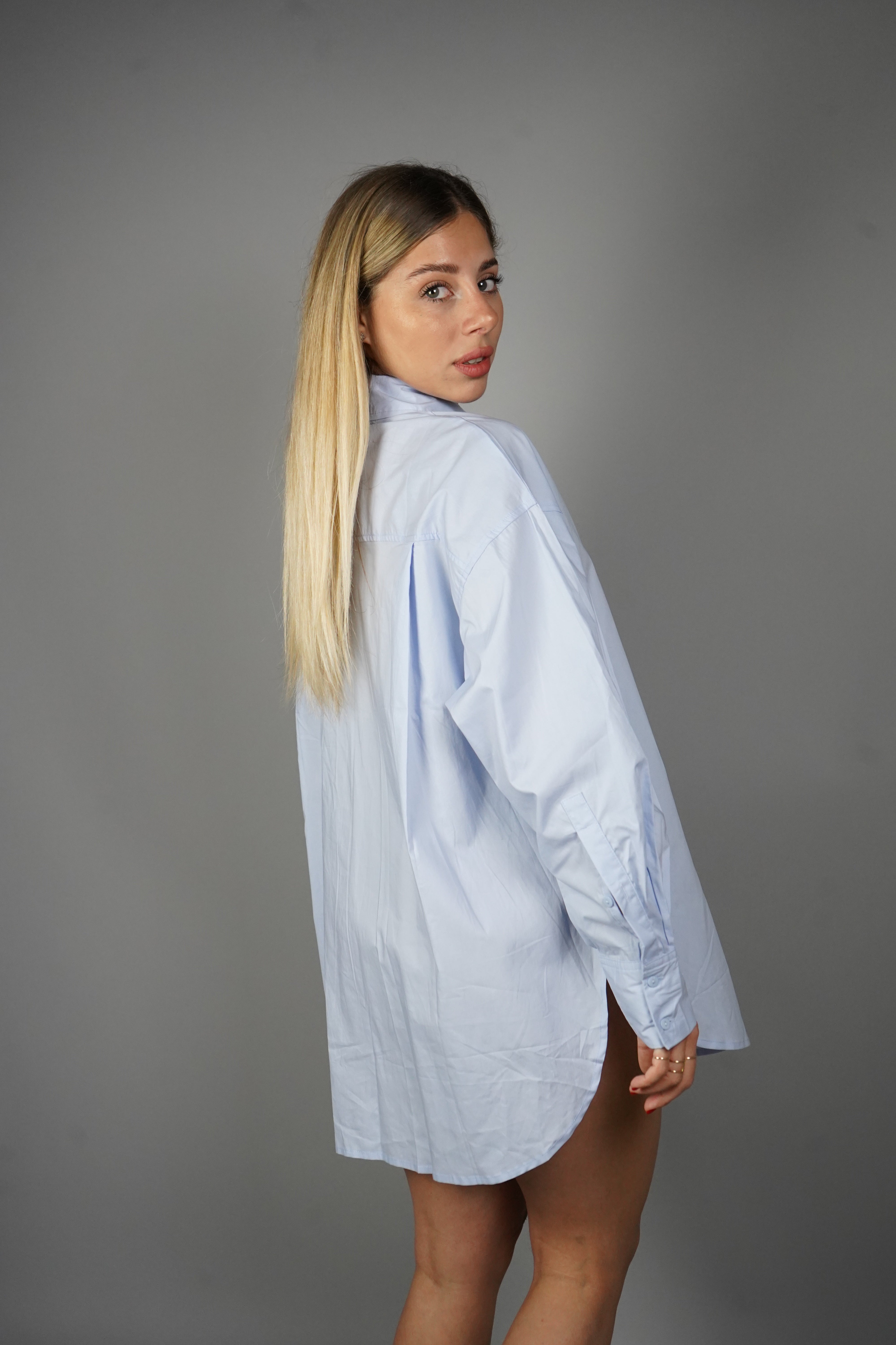 CAMICIA AZZURRA OVERSIZE