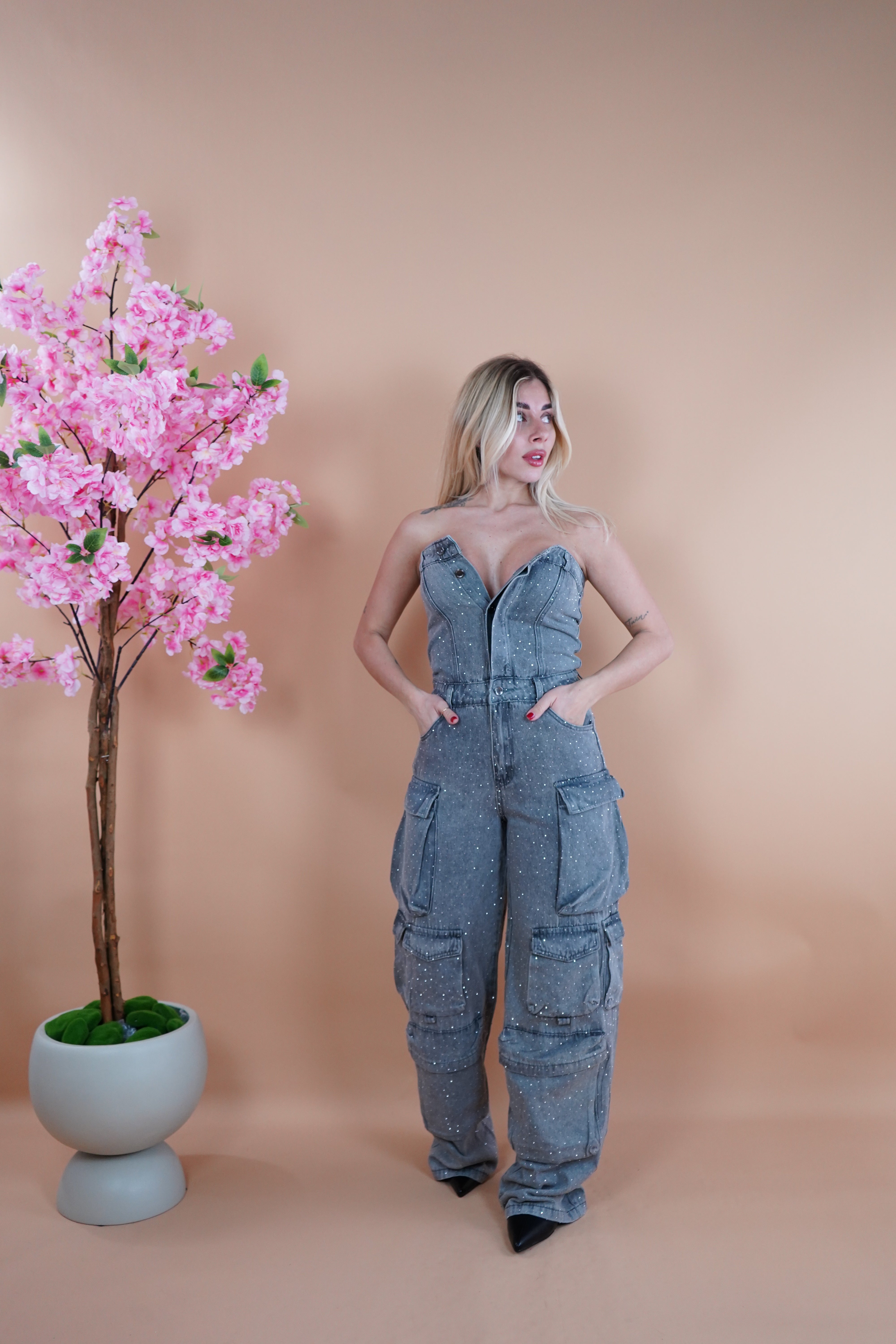 JUMPSUIT CARGO CON STRASS