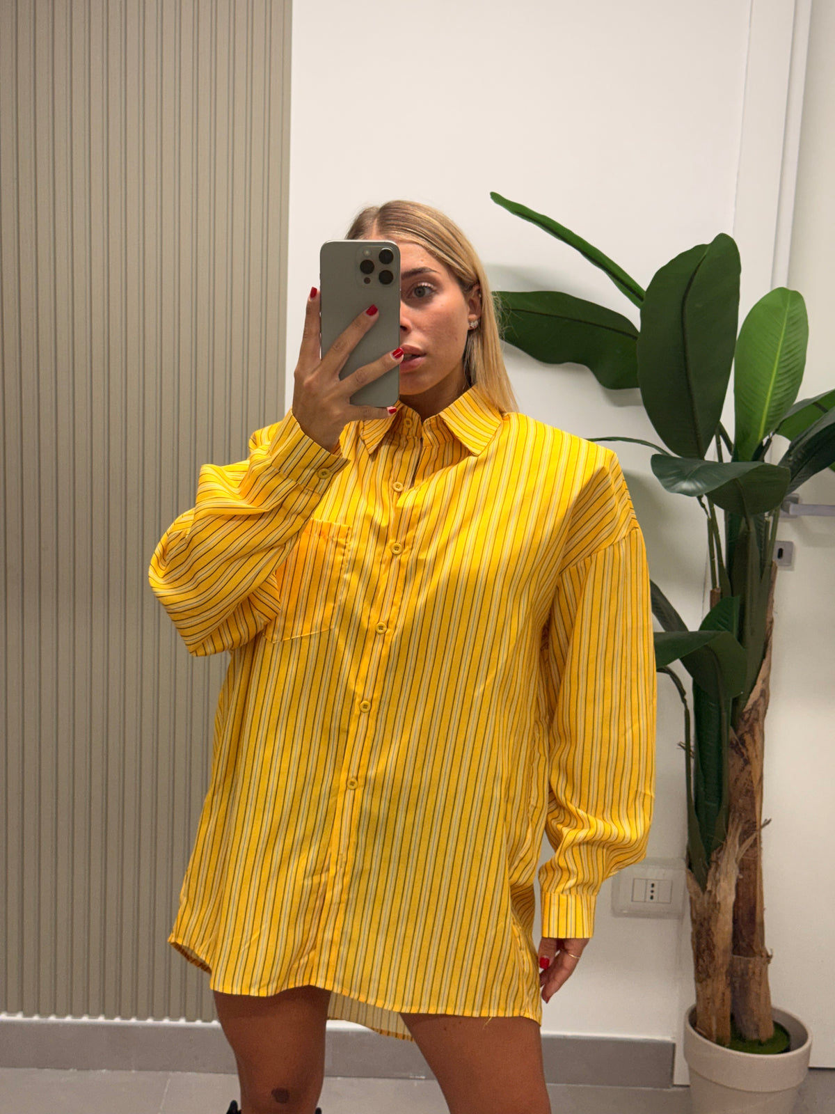 MAXI CAMICIA CON SPALLINA GIALLA