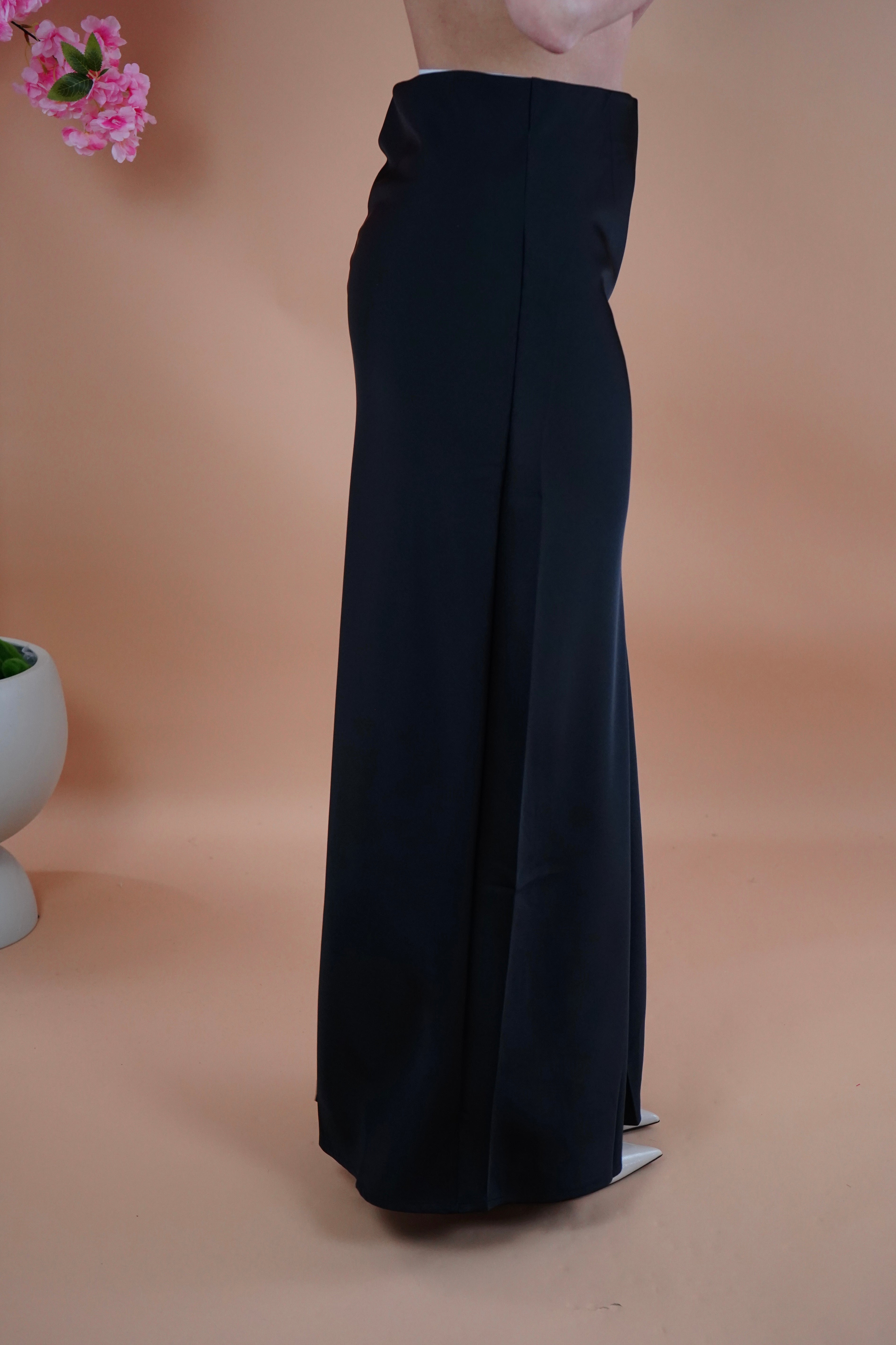 GONNA LUNGA SATIN NERA