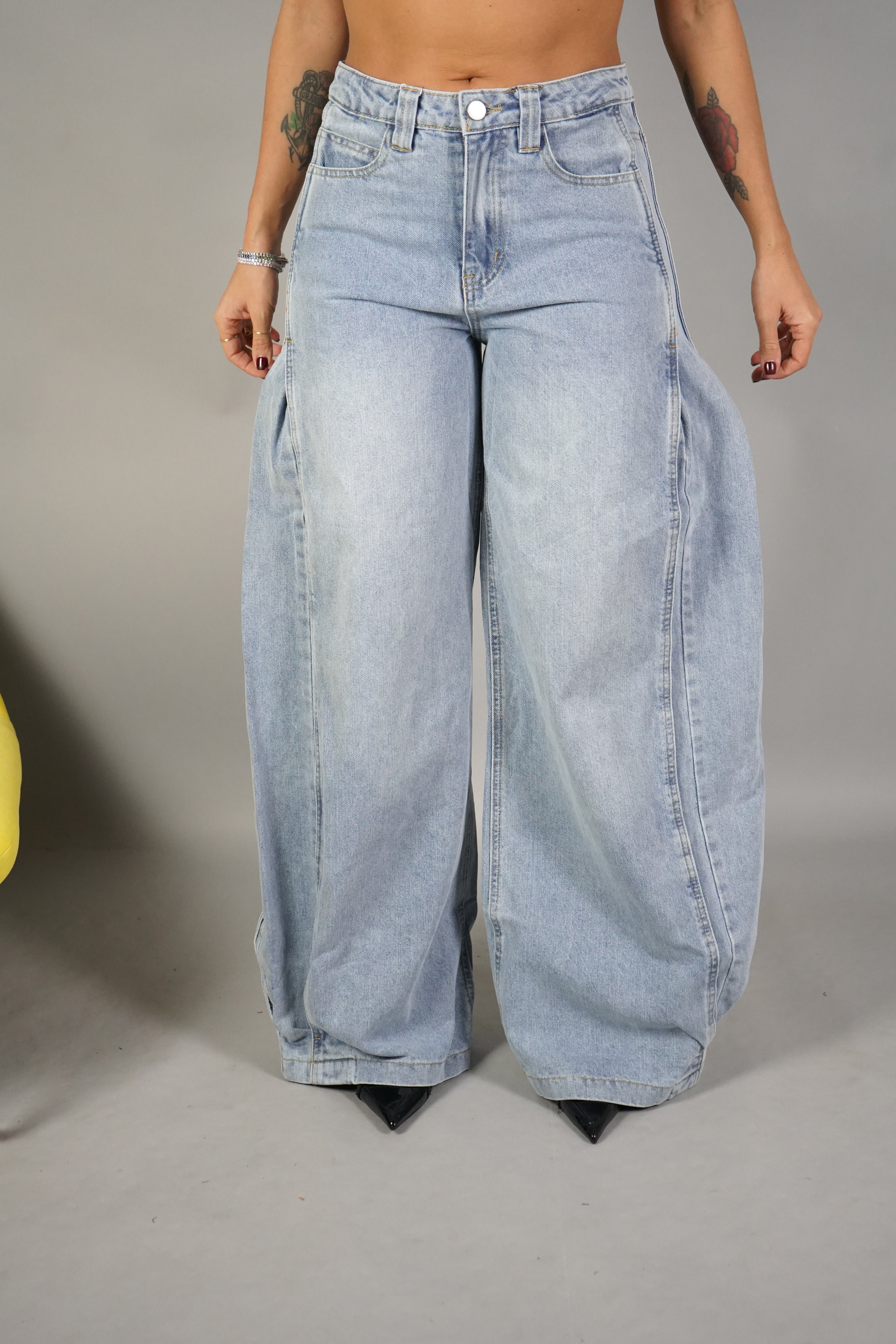 JEANS BALLON APERTURA