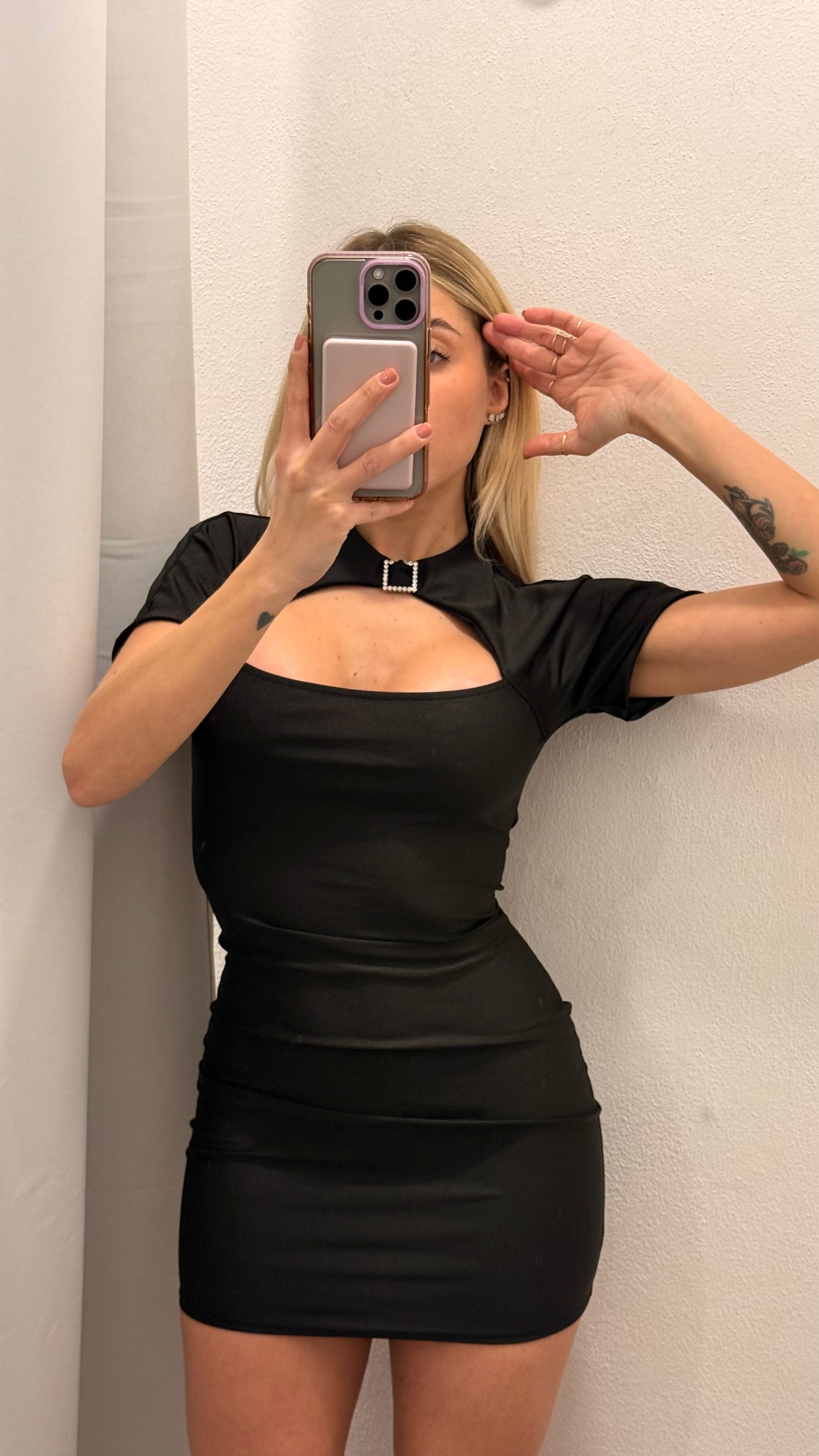 MINI DRESS CON GIOIELLO