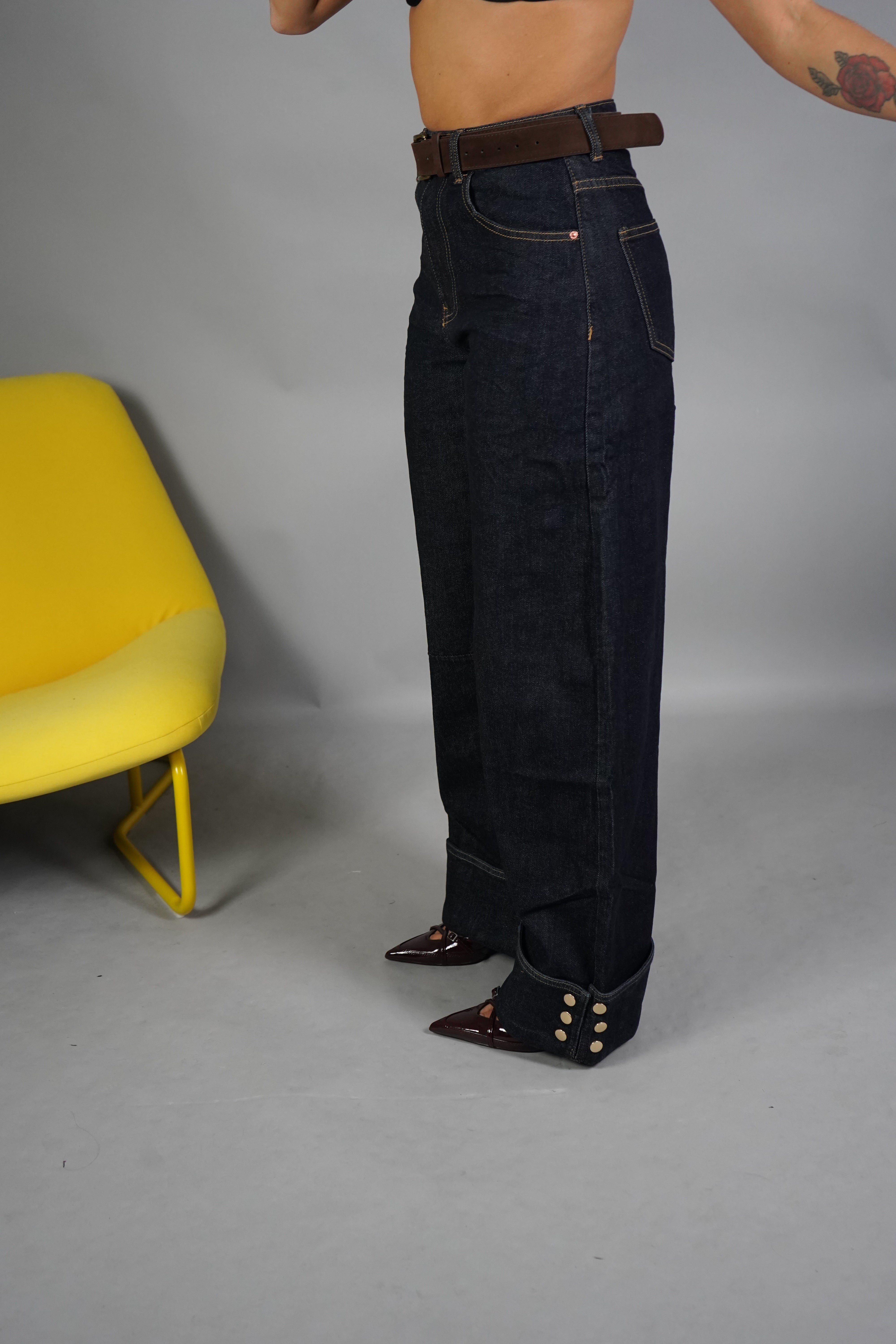 JEANS BALLON CON CINTURA DENIM SCURO