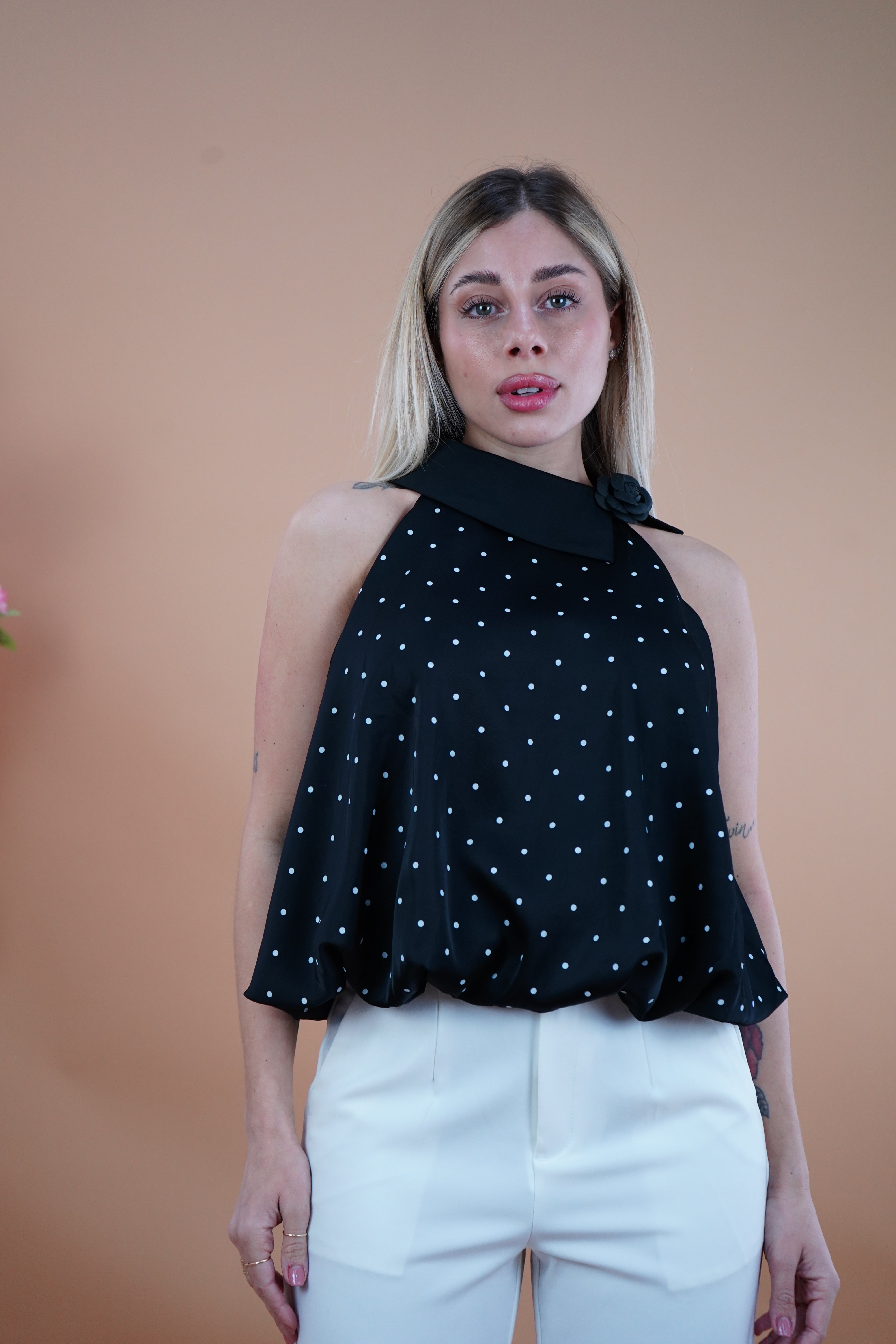 TOP POIS CAMELIA NERO