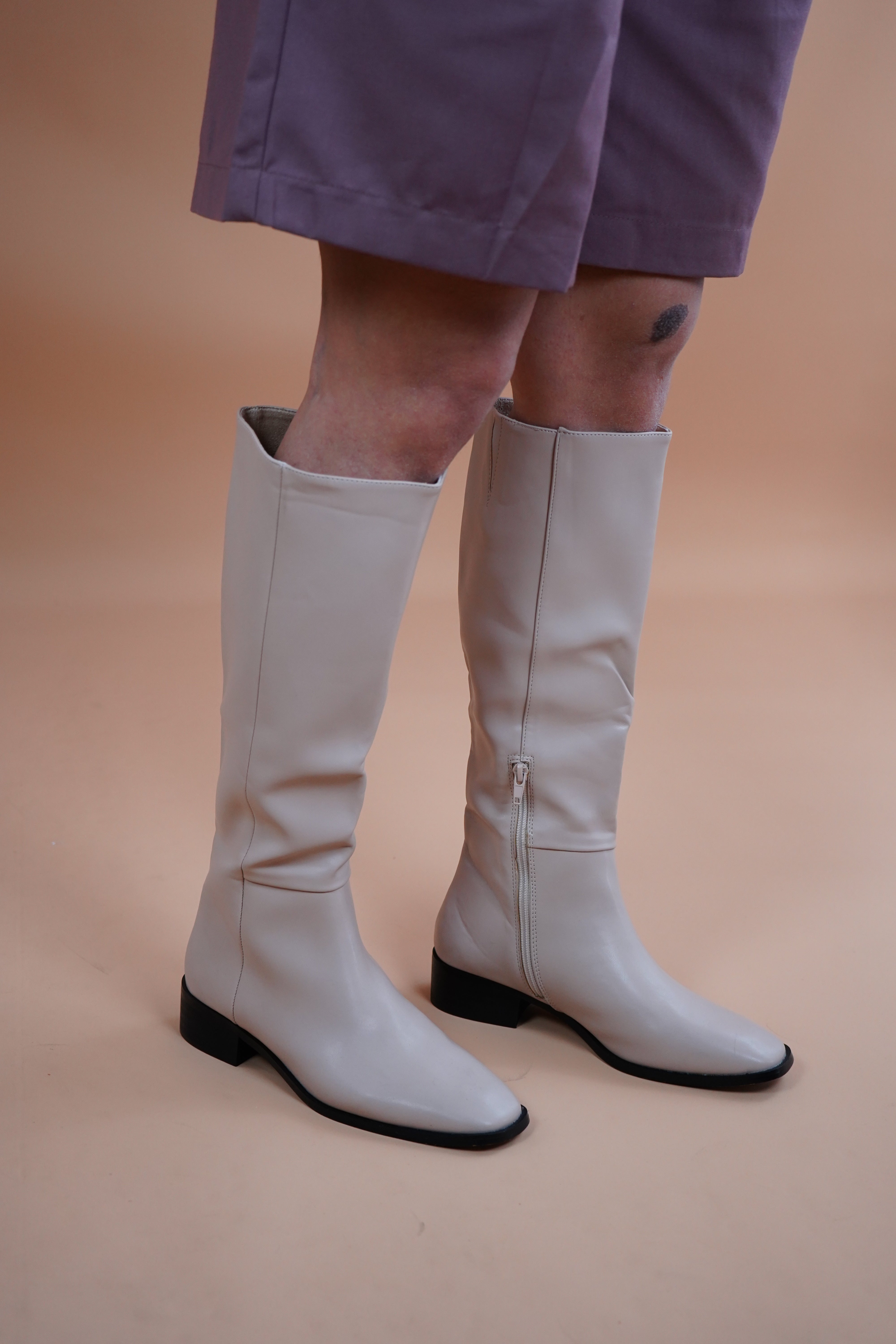 STIVALI CORINA PUNTA QUADRATA