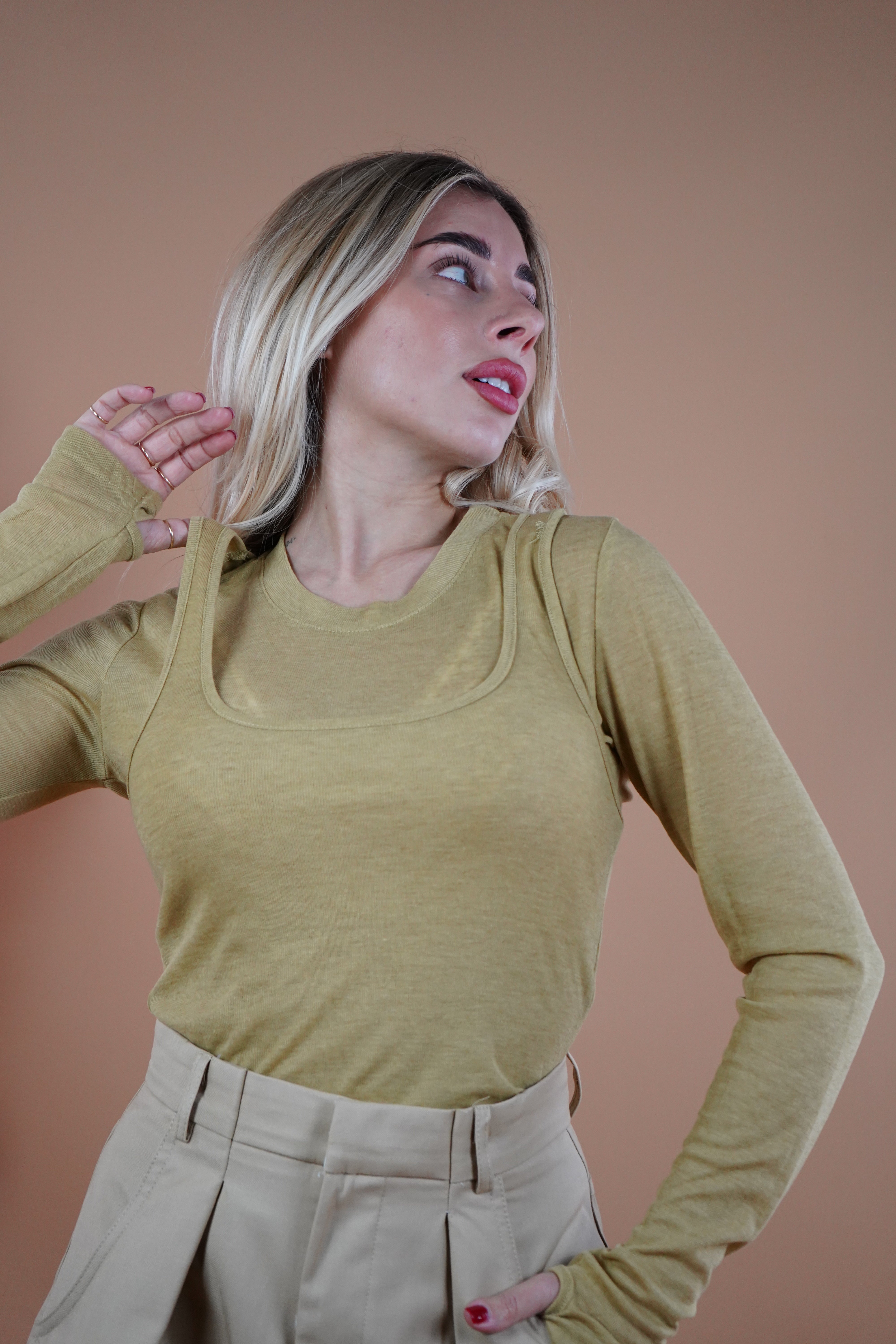 MAGLIA SEMIVELATA CON CANOTTA CAMMELLO