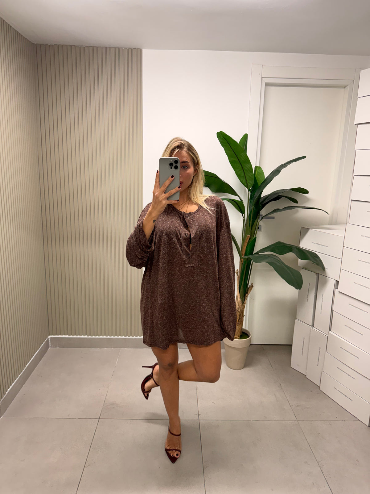 SERAFINO OVERSIZE CON BOTTONI MARRONE