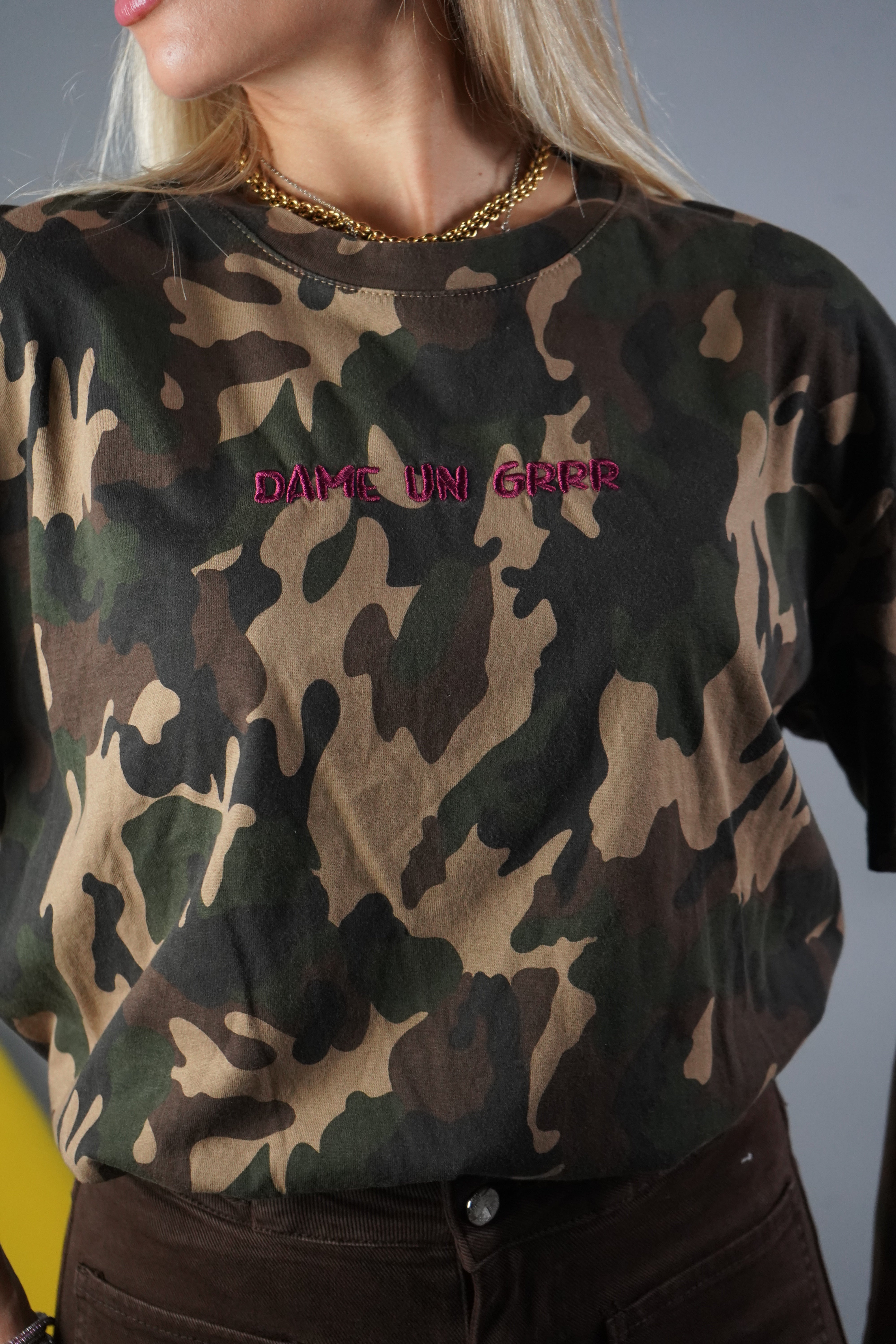 T-SHIRT LUMINA “DAME UN GRR”