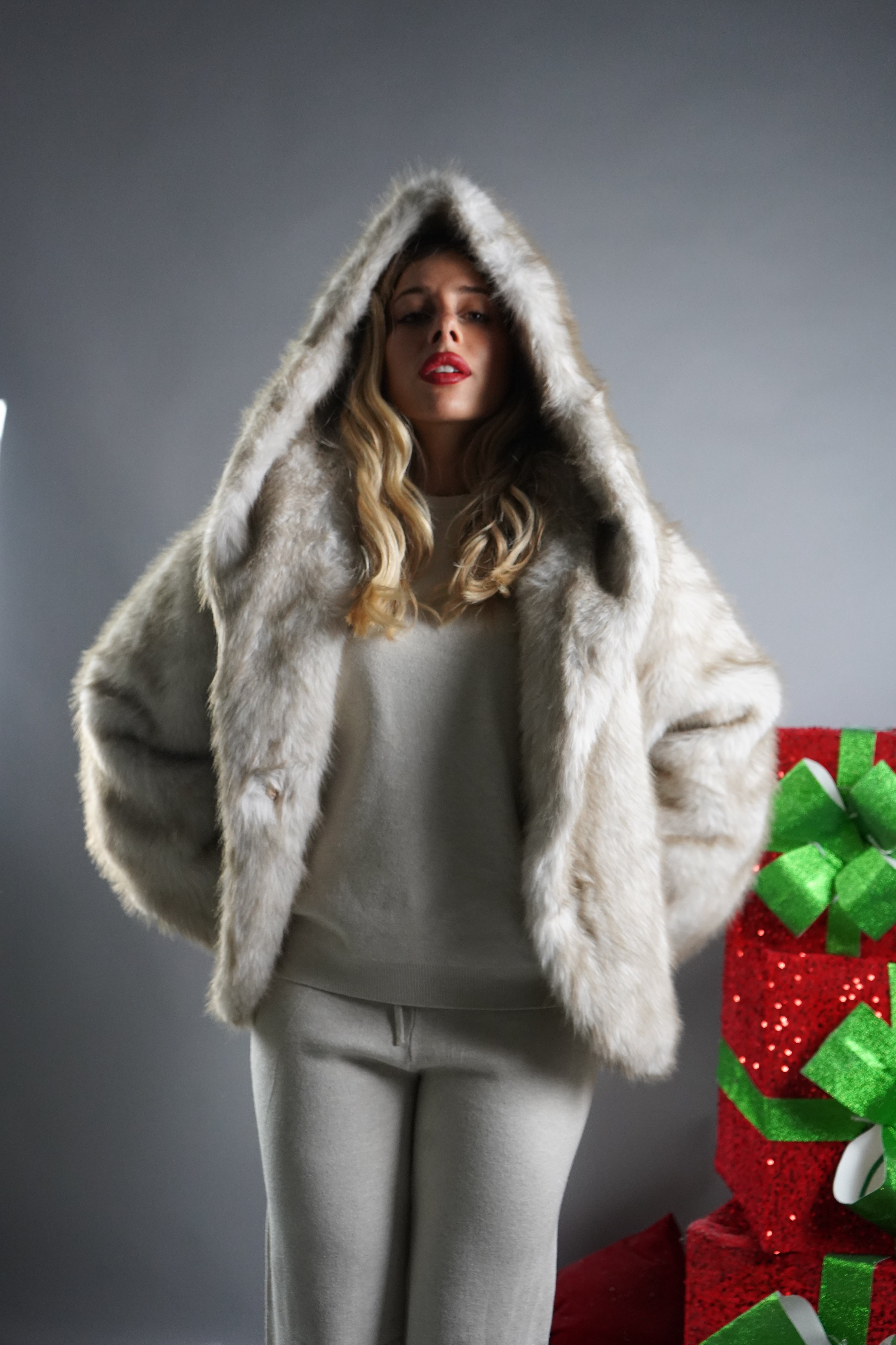 PELLICCIA ORSO PANNA E BEIGE