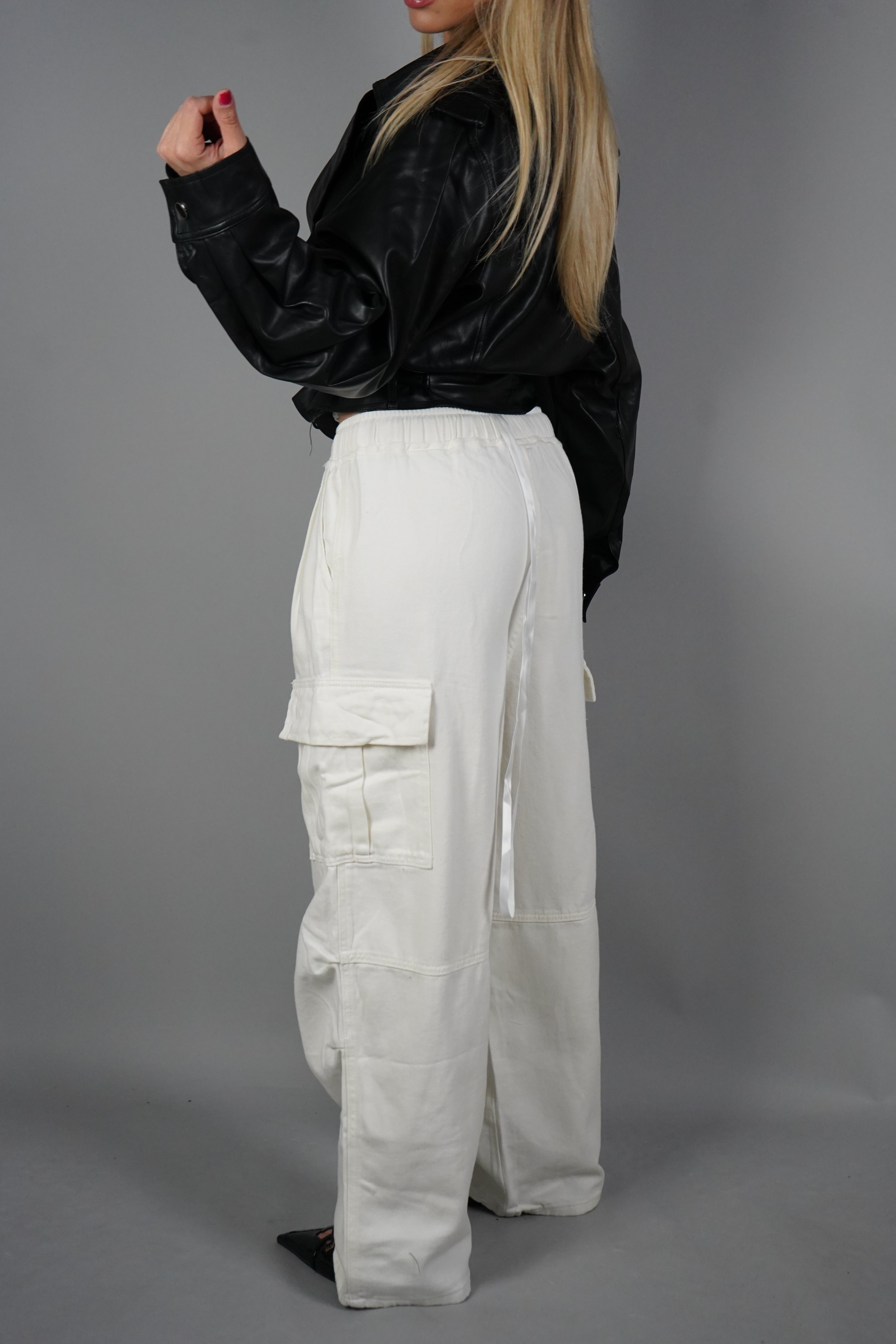 JEANS CARGO KATE BIANCO