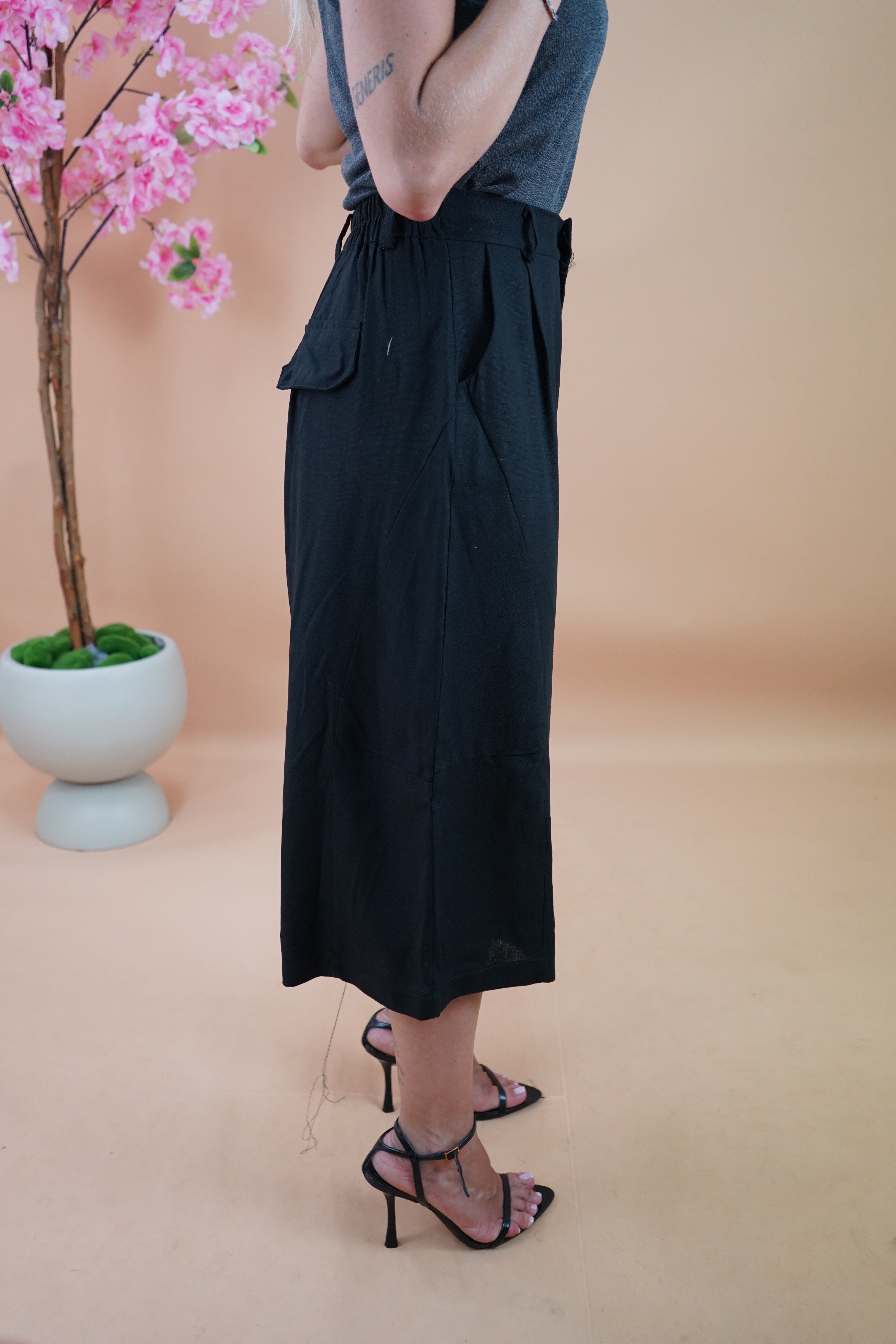 BERMUDA MAXI IN LINO NERO