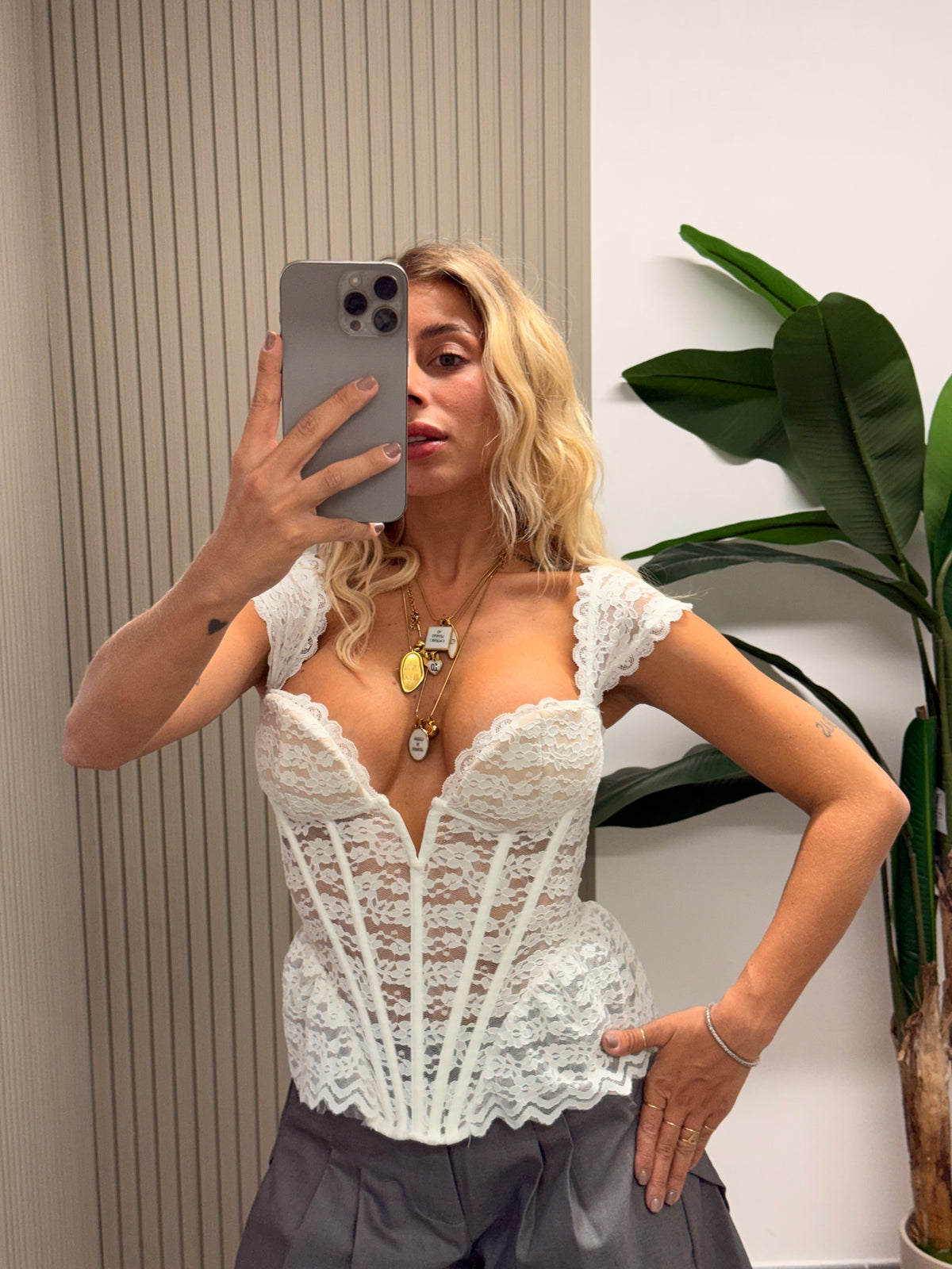 BUSTINO PRINCESS