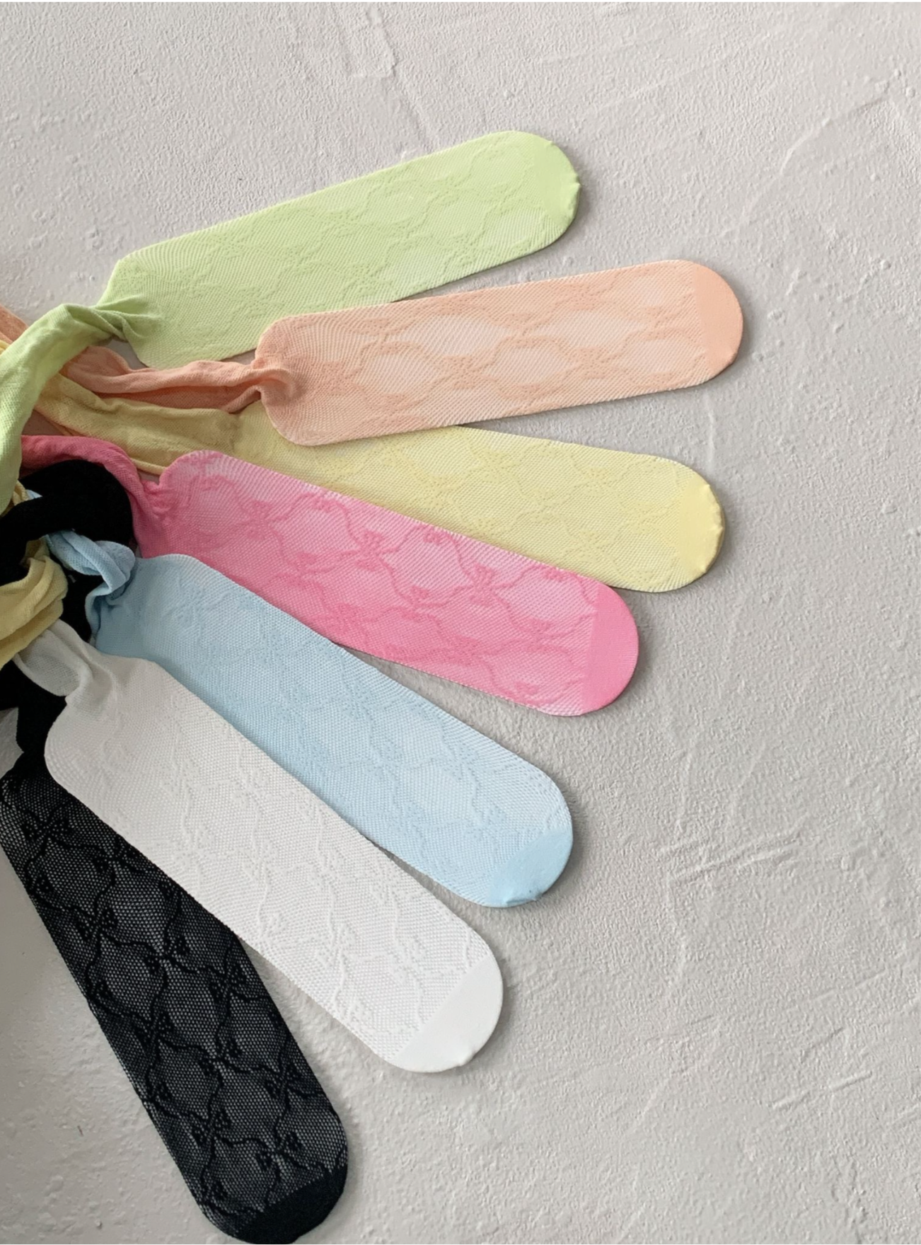 CALZA IN PIZZO FIOCCHETTI