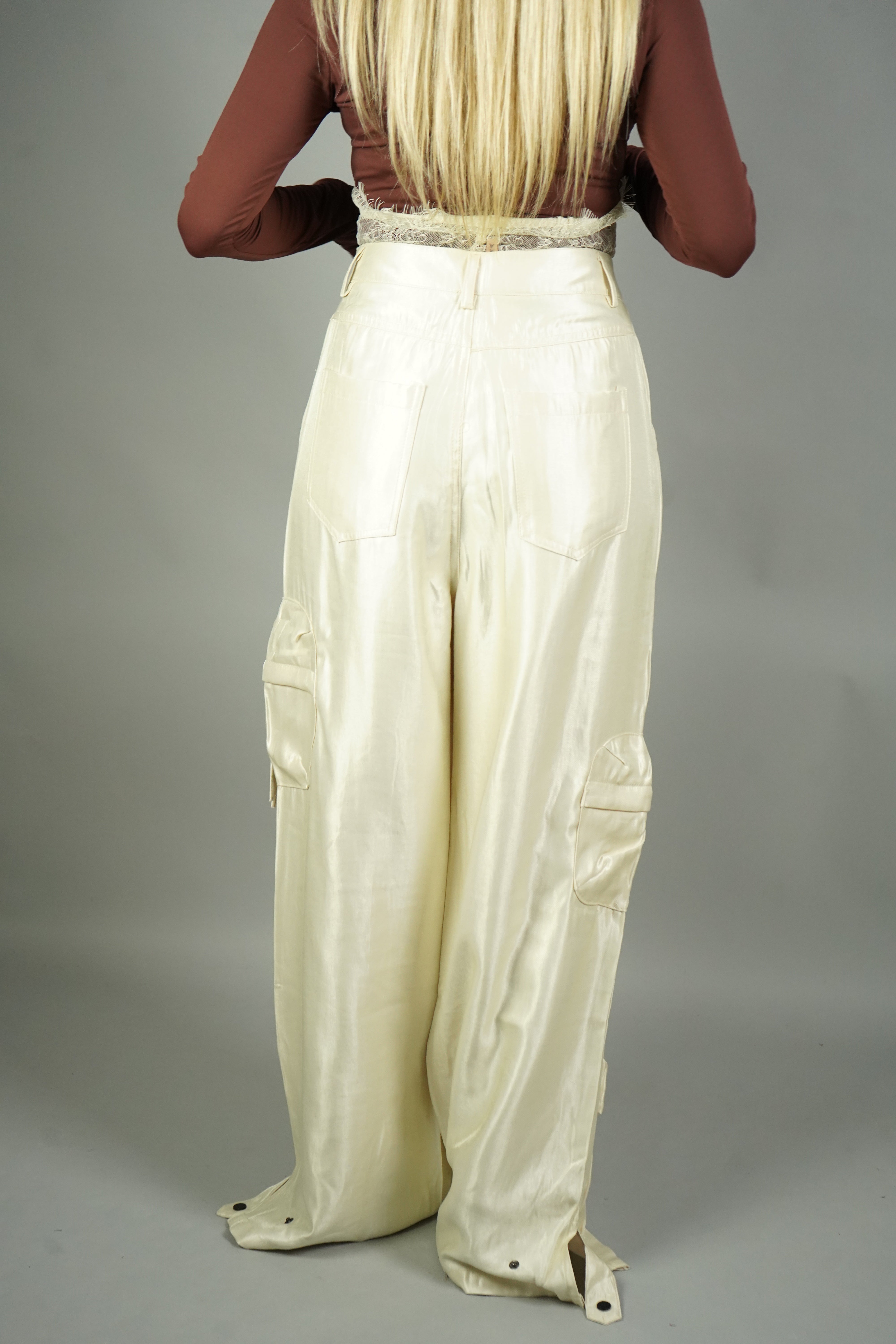 CARGO SATIN HOLLYWOOD PANNA