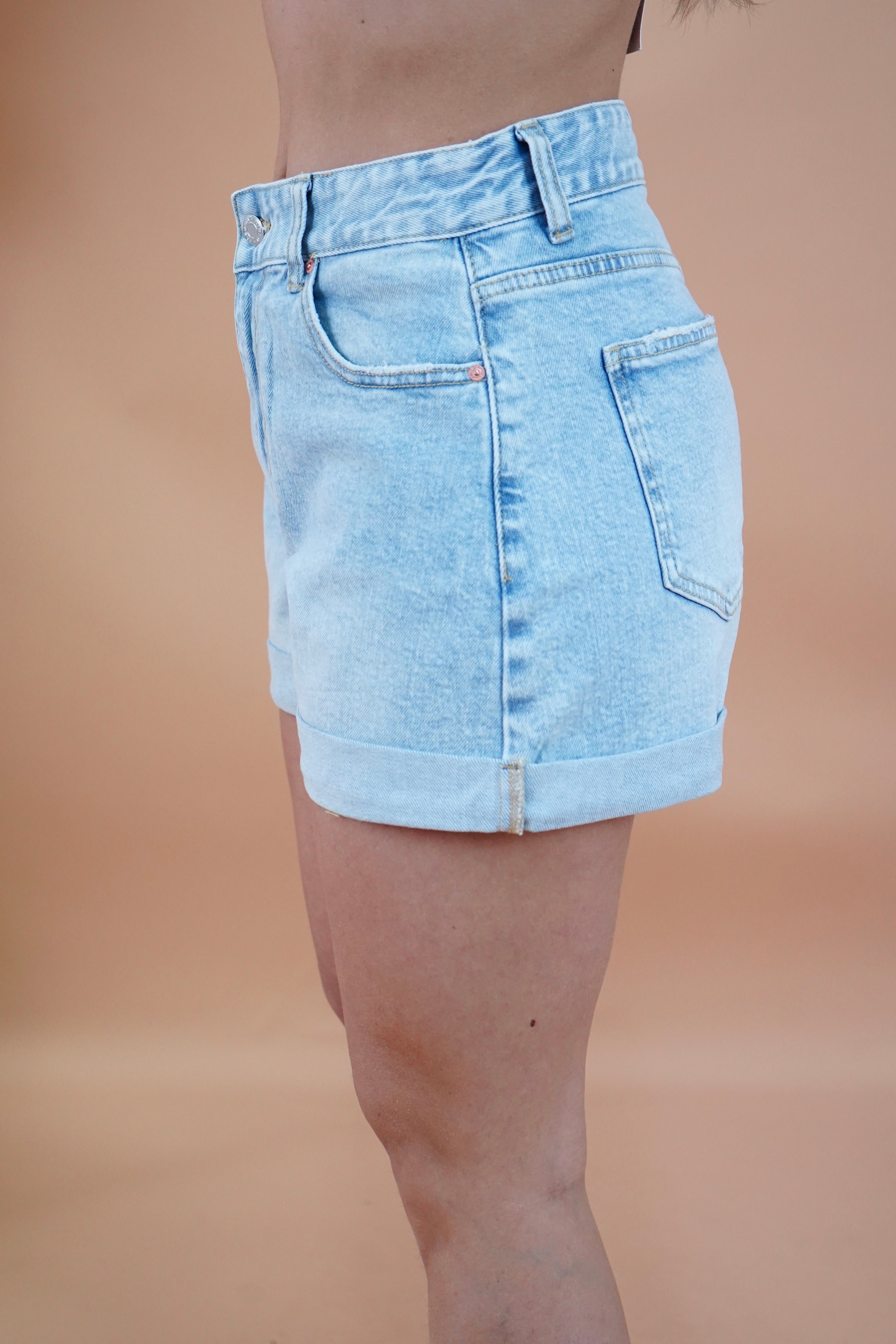 SHORTS MOMFIT DENIM CHIARO