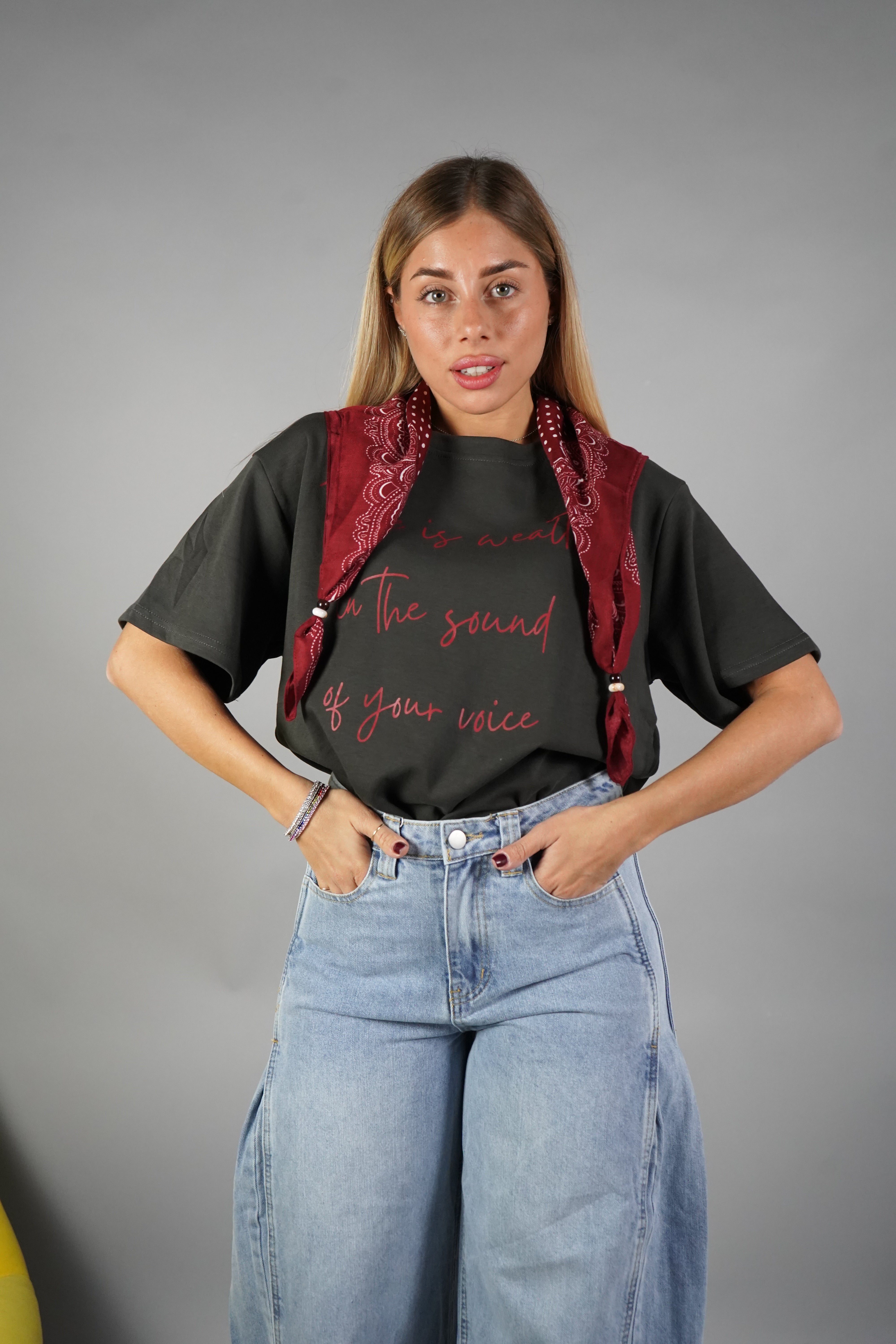 T-SHIRT BANDANA GRIGIA