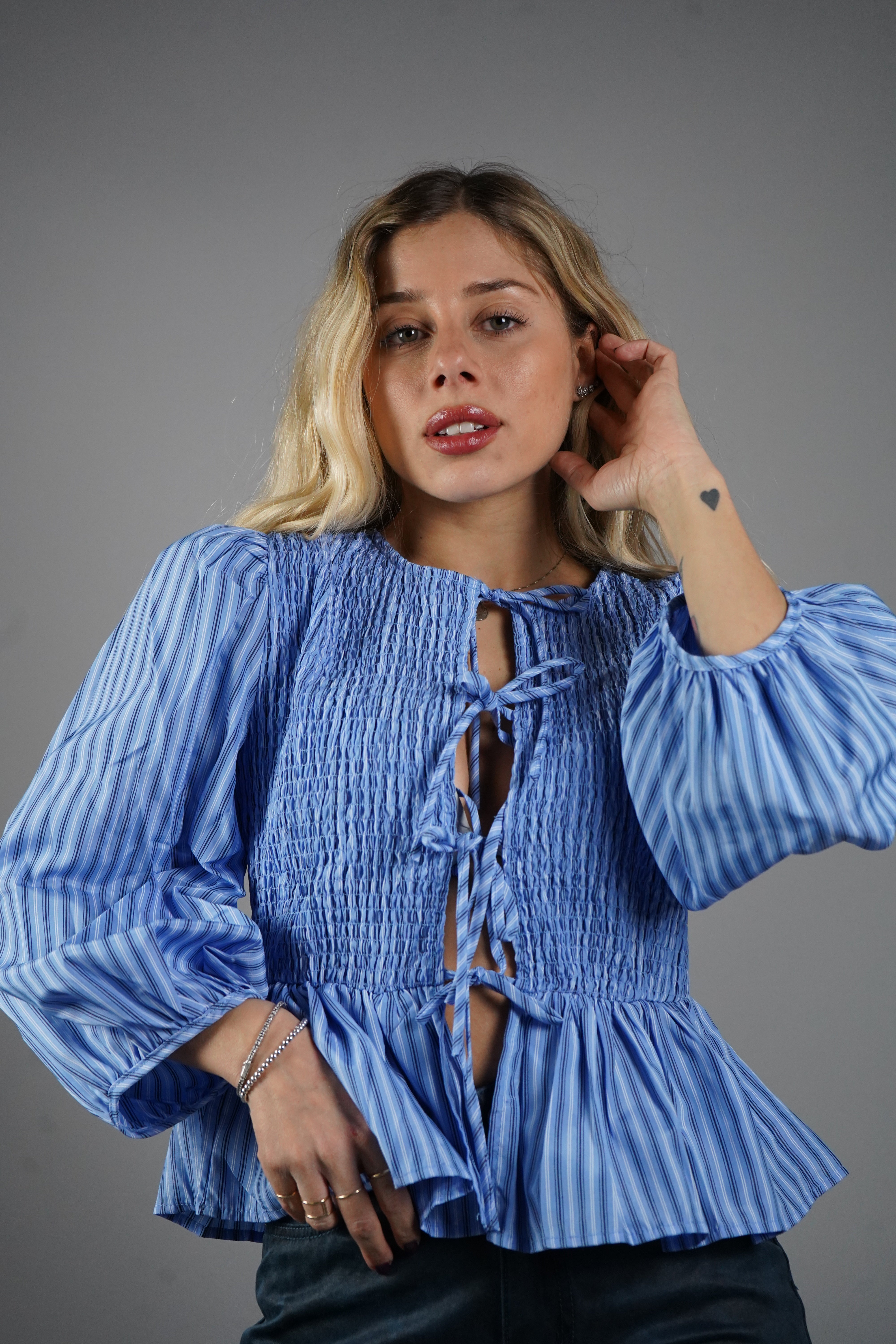 CAMICIA ROMANICA AZZURRA