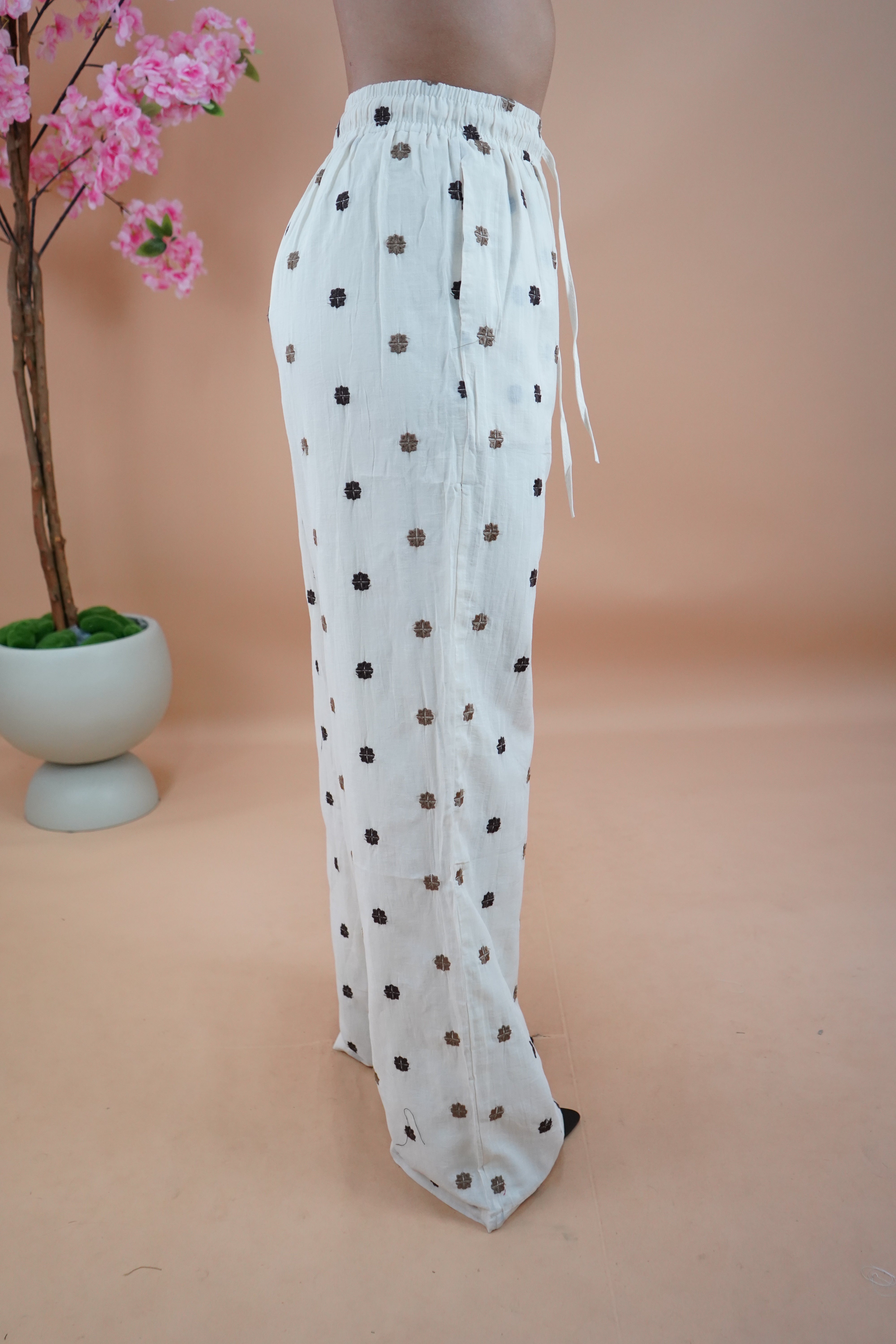 PANTALONE FANTASY FIORI MARRONI