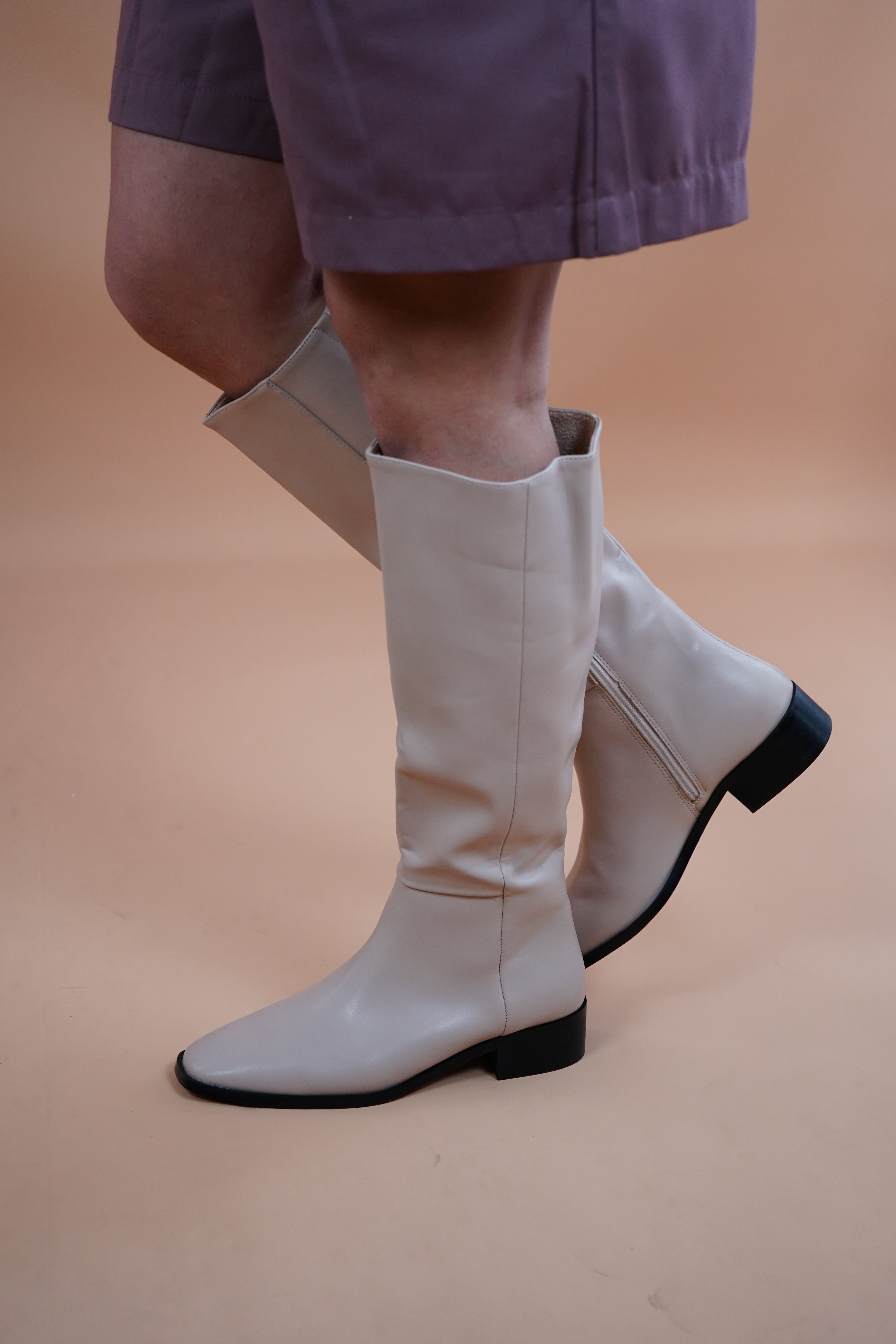 STIVALI CORINA PUNTA QUADRATA