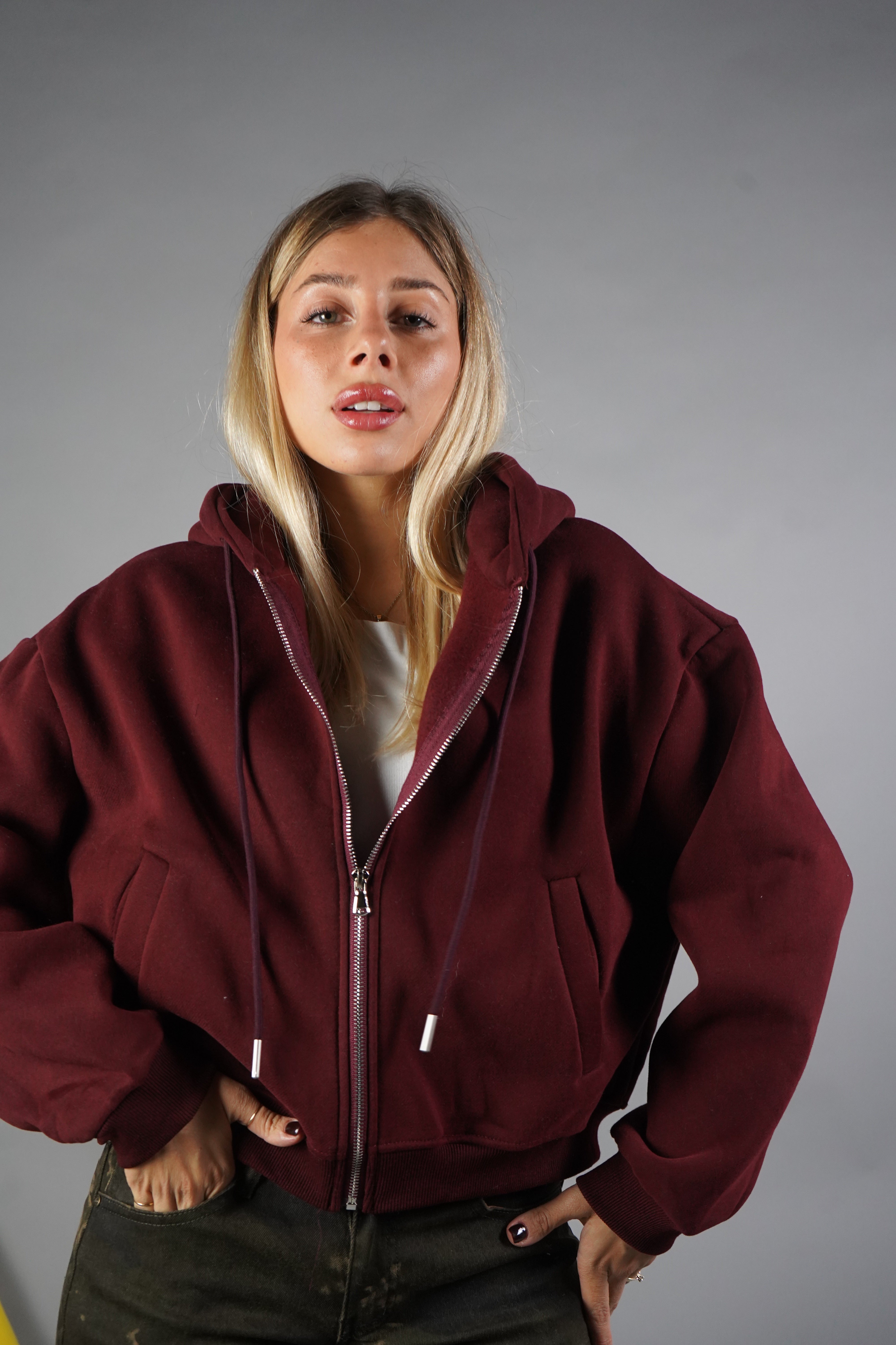 FELPA BASIC CON ZIP BORDEAUX