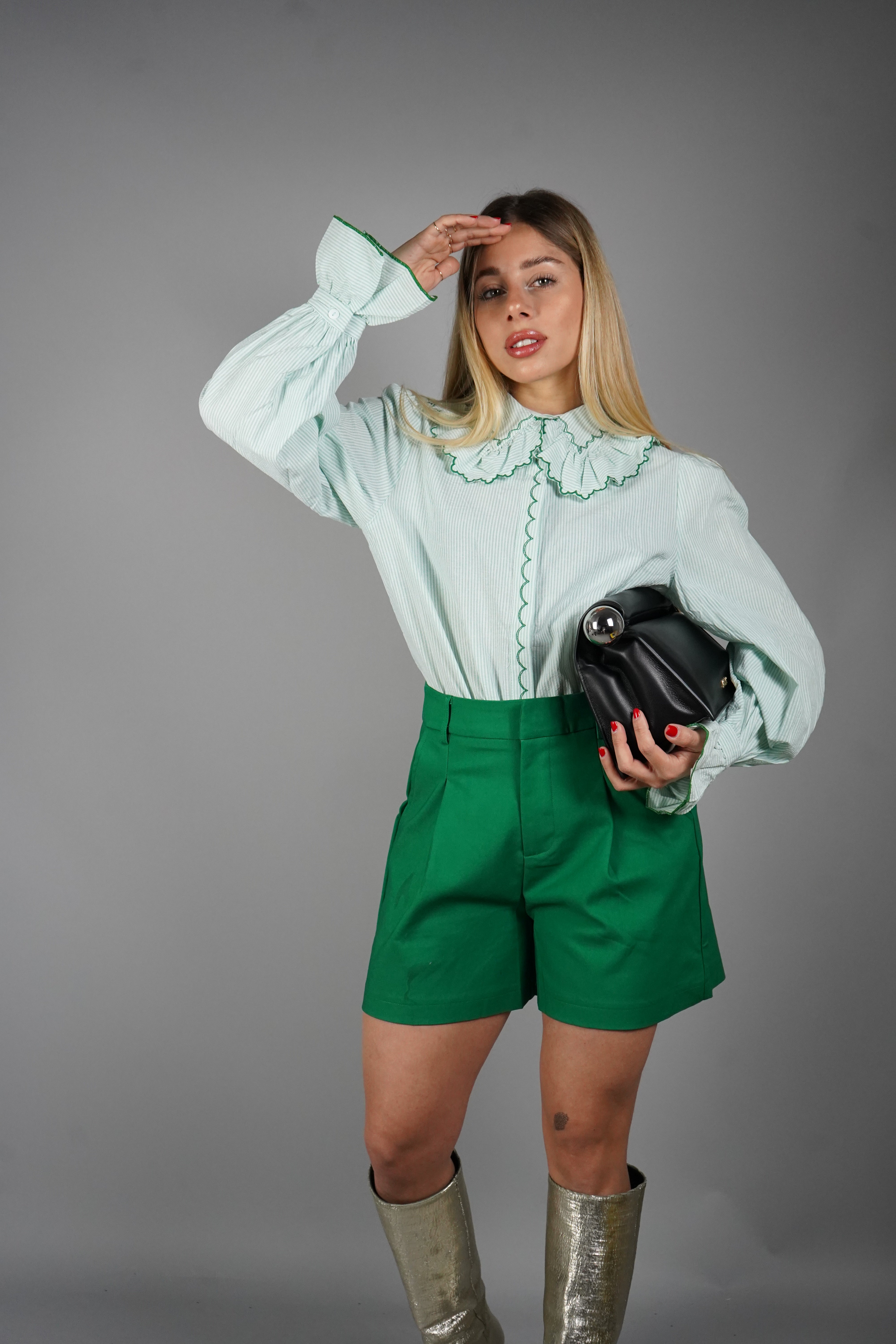 SHORTS TREDICI VERDE