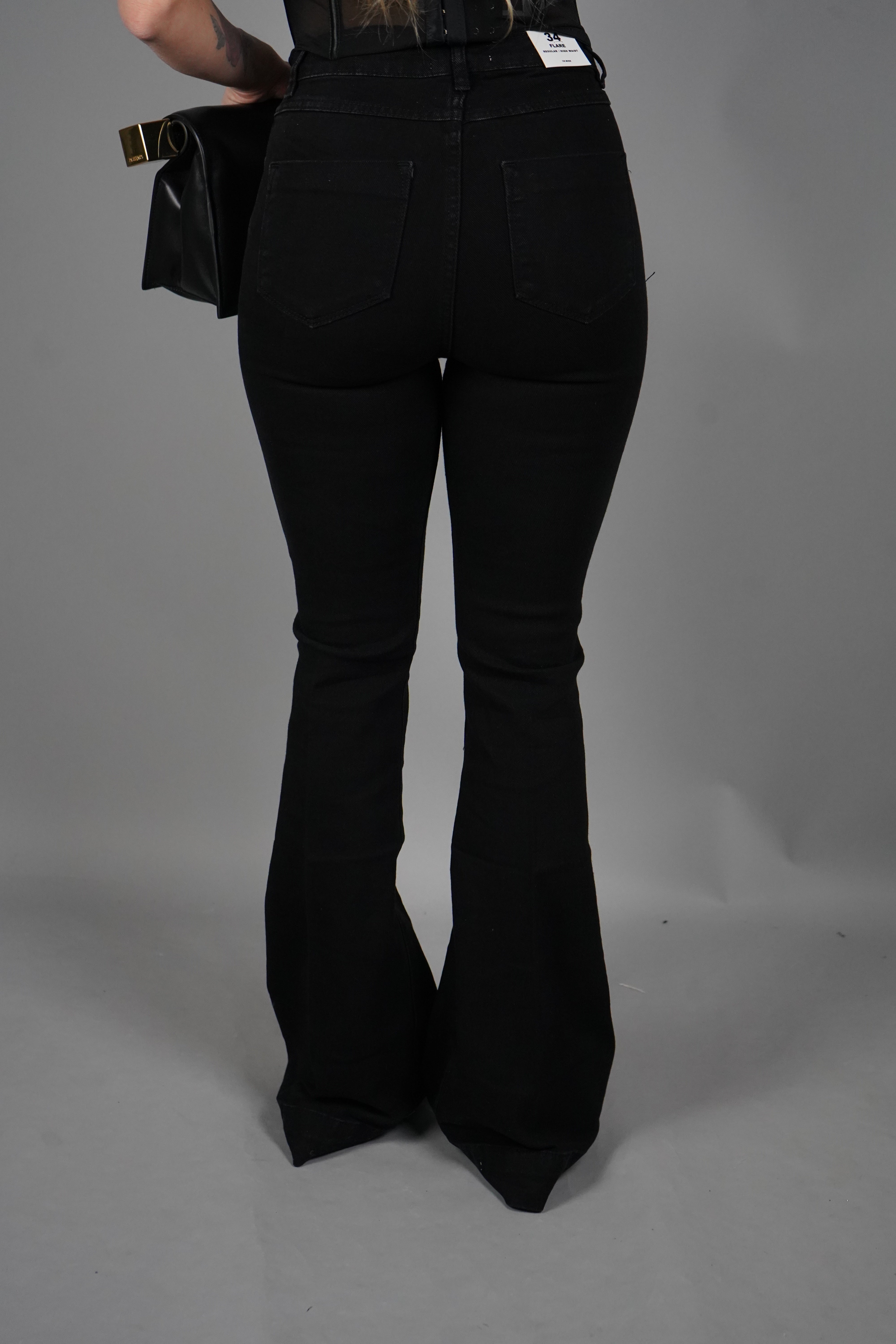 JEANS FLARE PUSH UP NERO