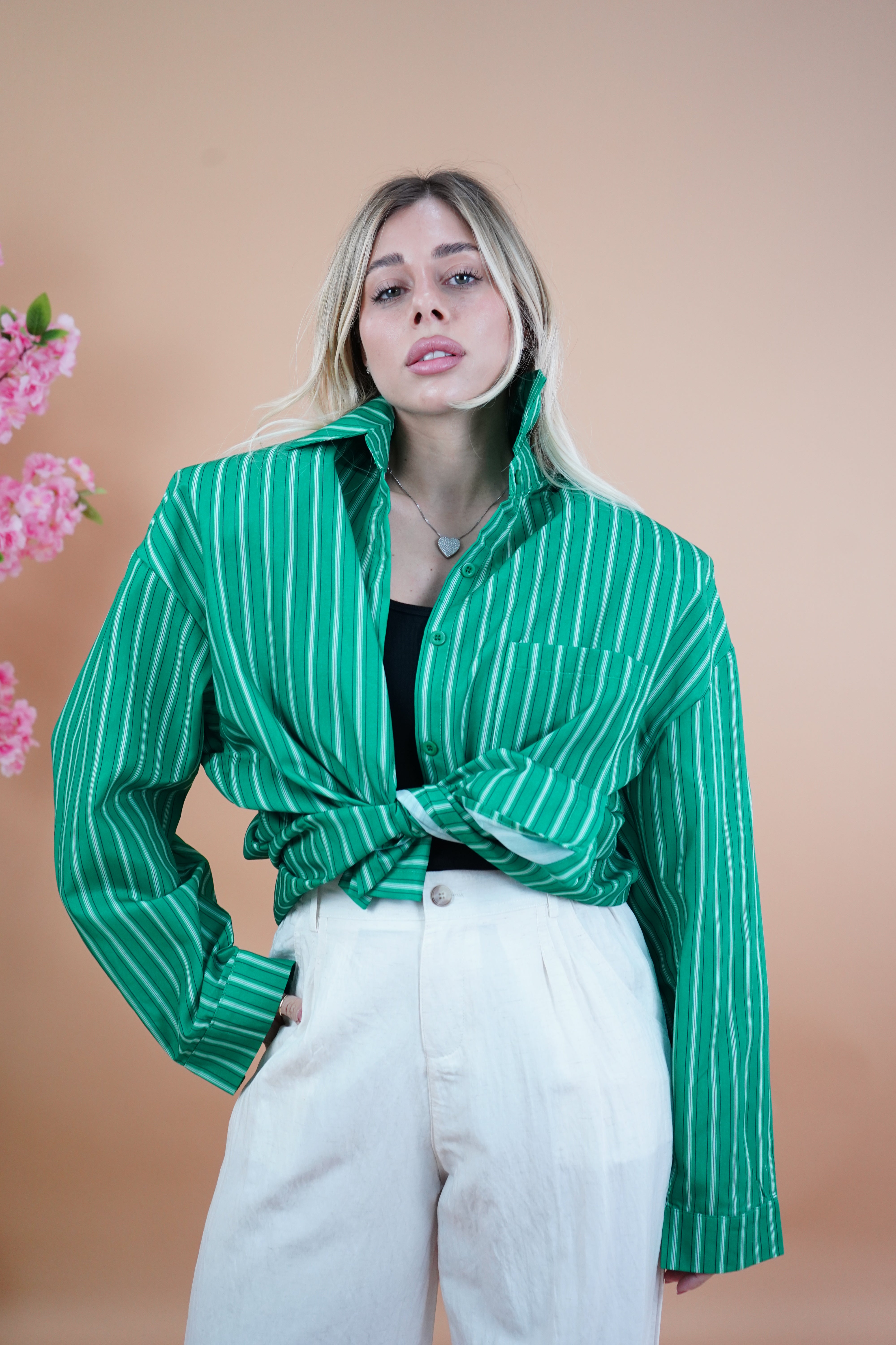 CAMICIA RIGHE CON SPALLINE VERDE