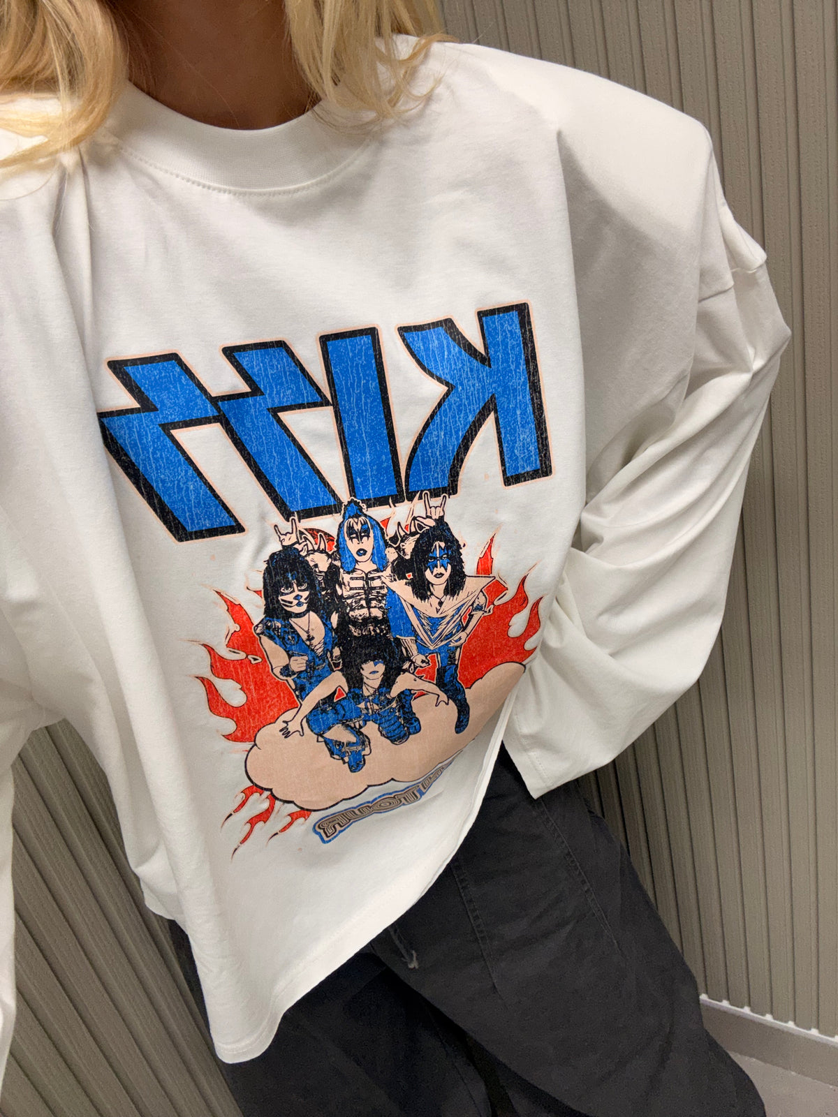 T-SHIRT BOXY KISS BIANCA