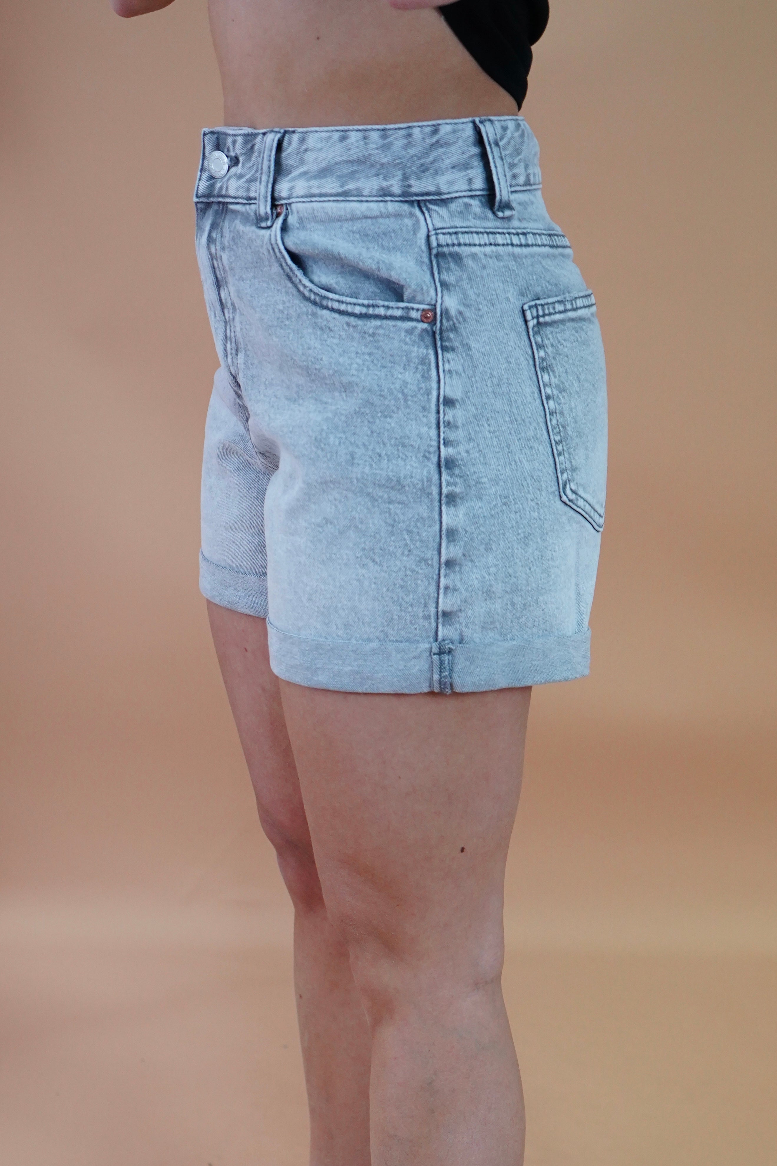 SHORTS MOMFIT DENIM GRIGIO