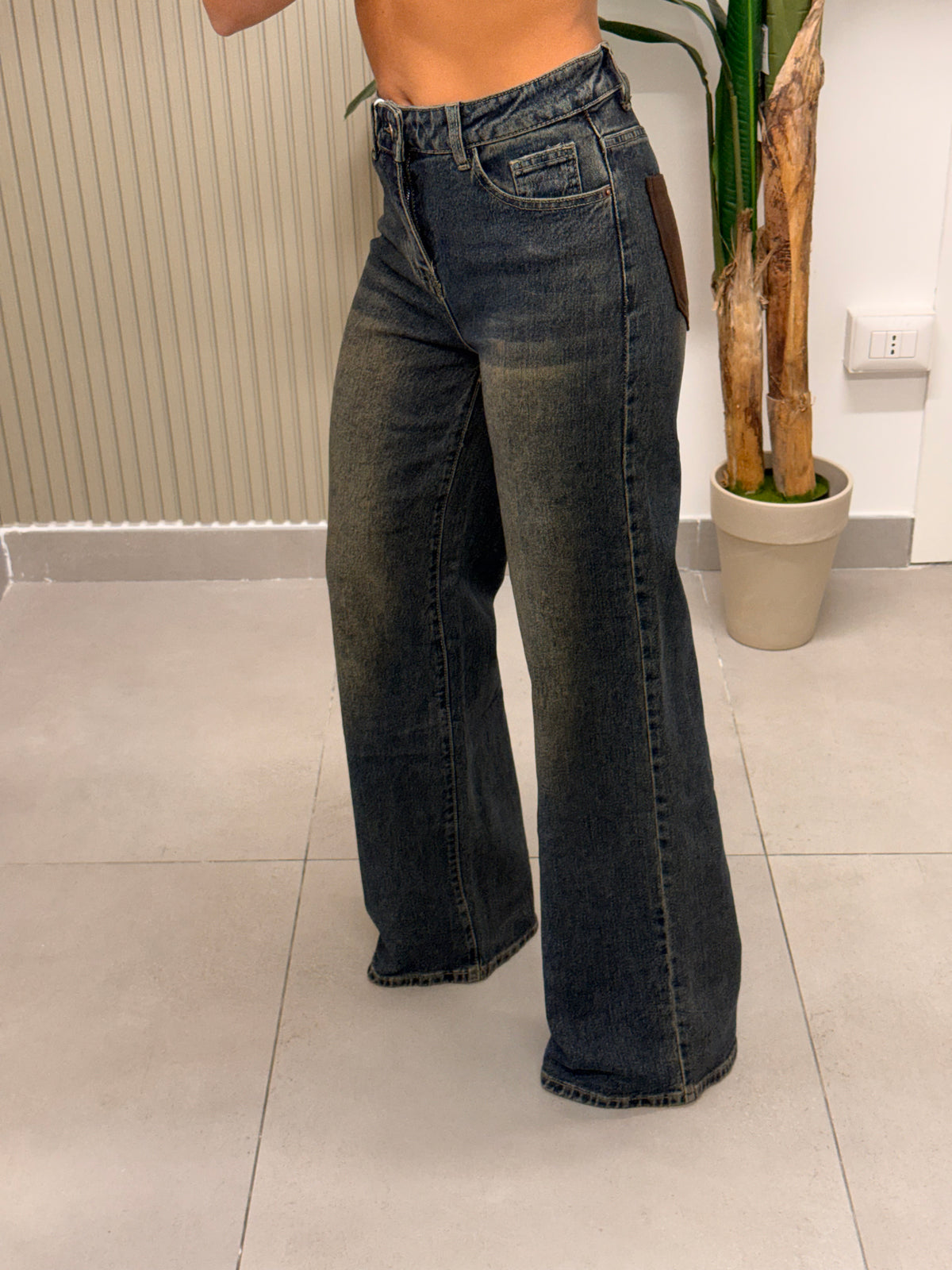 JEANS GAMBA DRITTA TASCA MARRONE