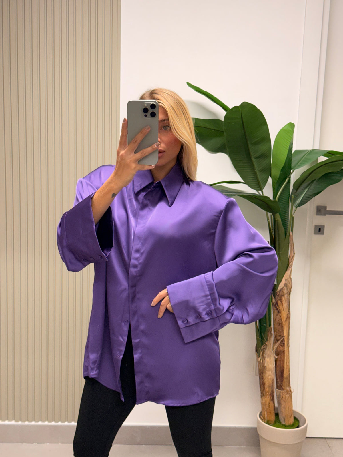 CAMICIA SATIN CON SPALLINE VIOLA
