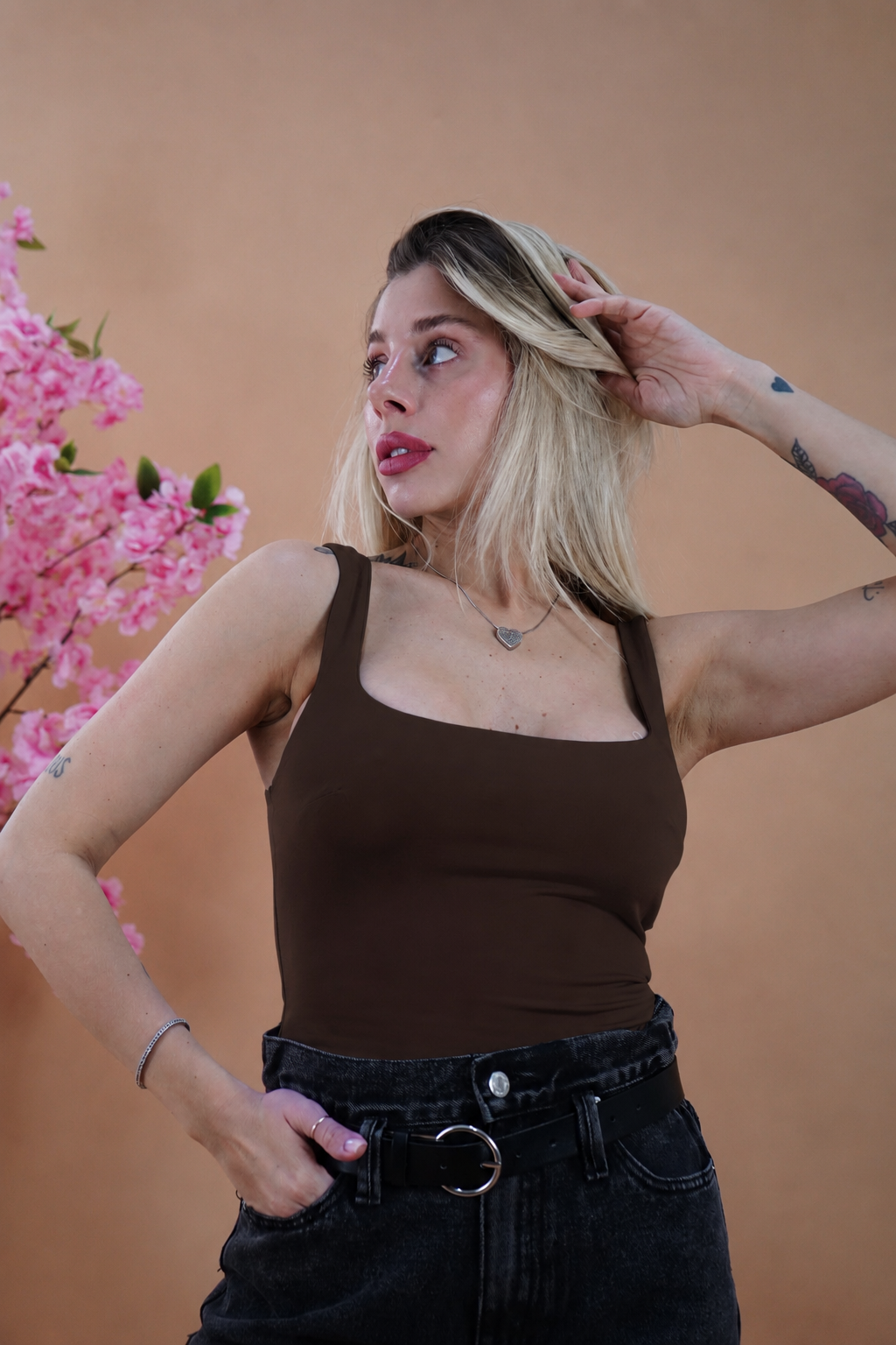 BODY ESSENTIAL MARRONE