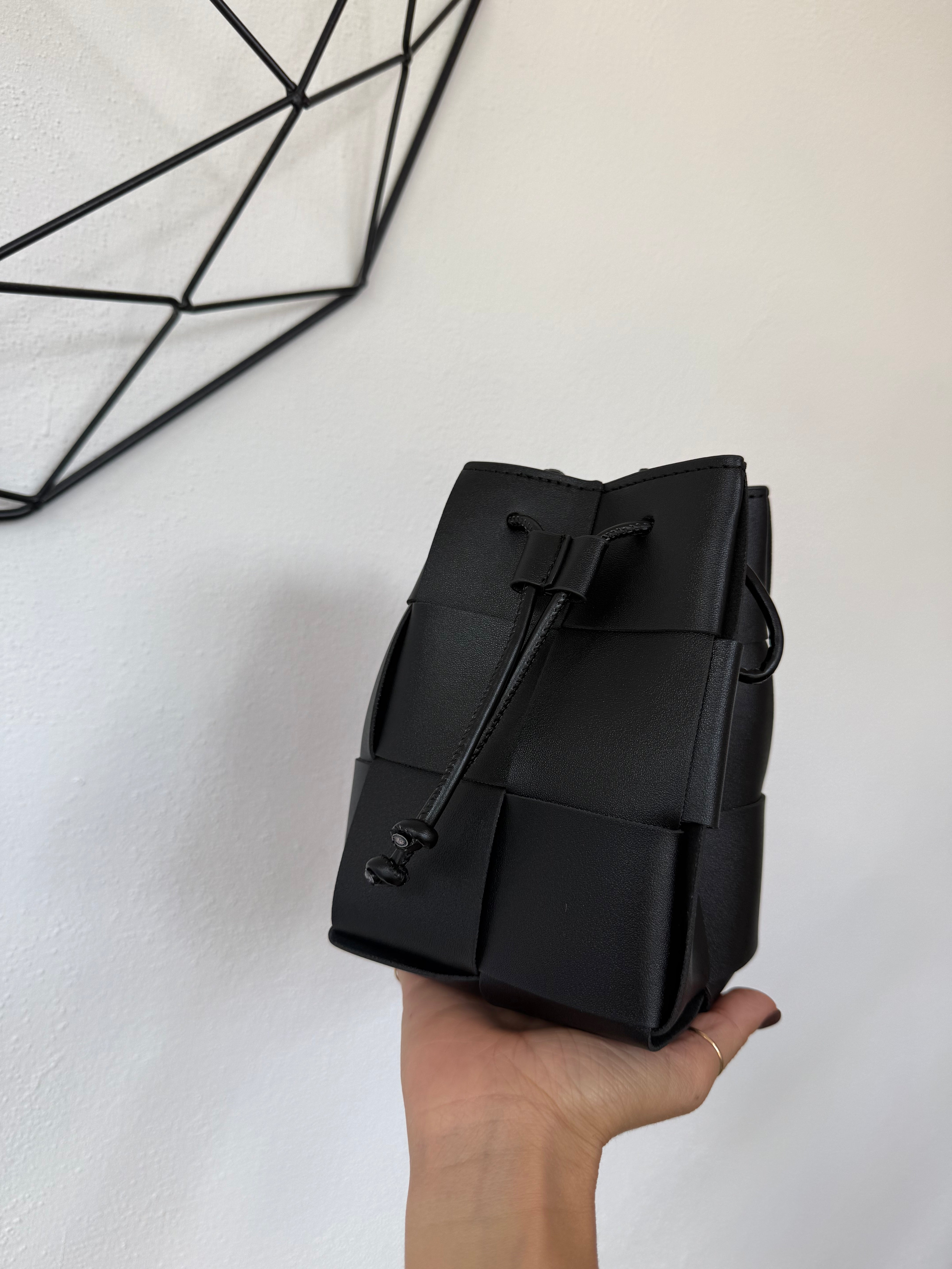 BORSA SECCHIELLO BOTTEGA