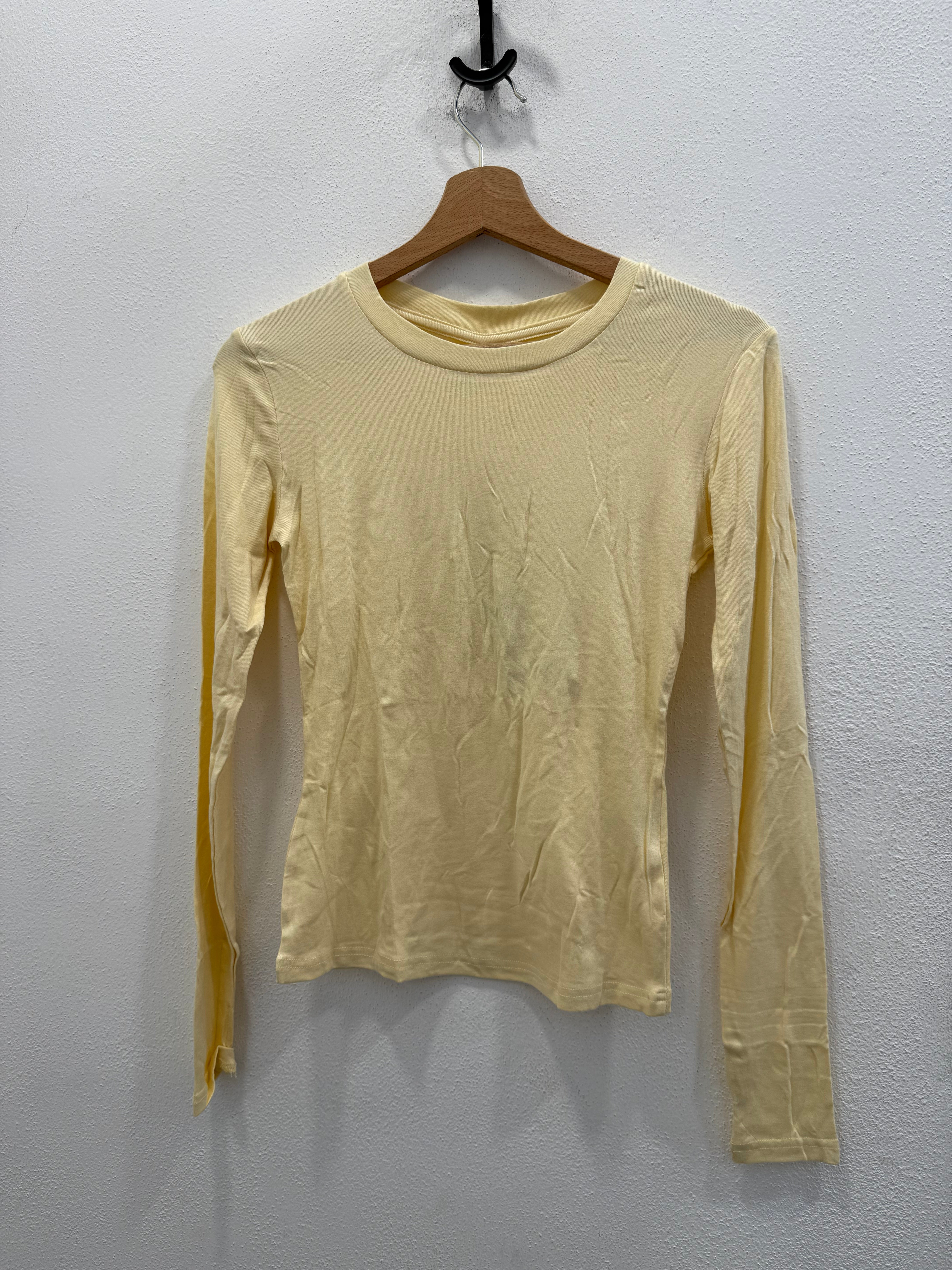 MAGLIA GIROCOLLO CON GUANTO