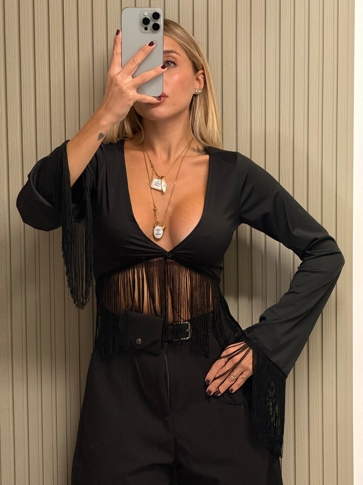 TOP FRANGE NERO