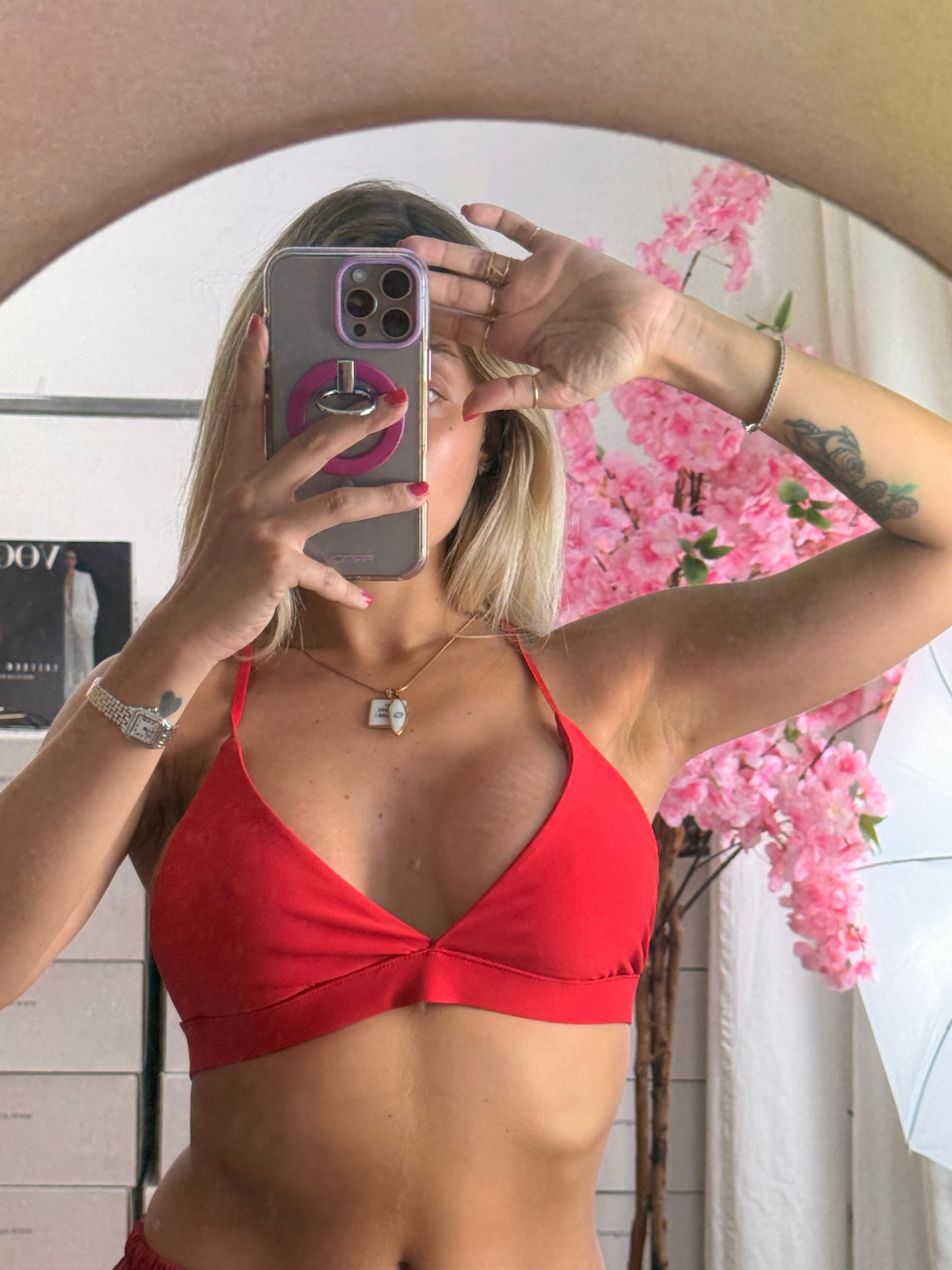 TOP TRIANGOLO ROSSO