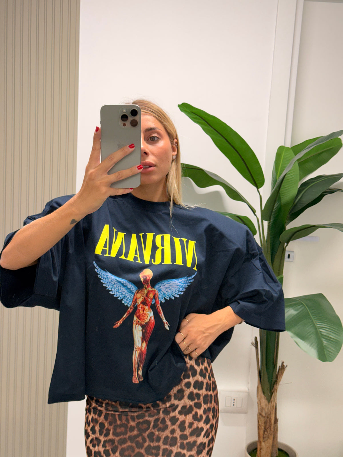 T-SHIRT BOXY NIRVANA BLU