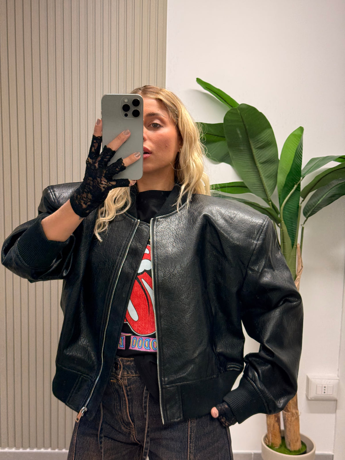 BOMBER CON SPALLINE NERO