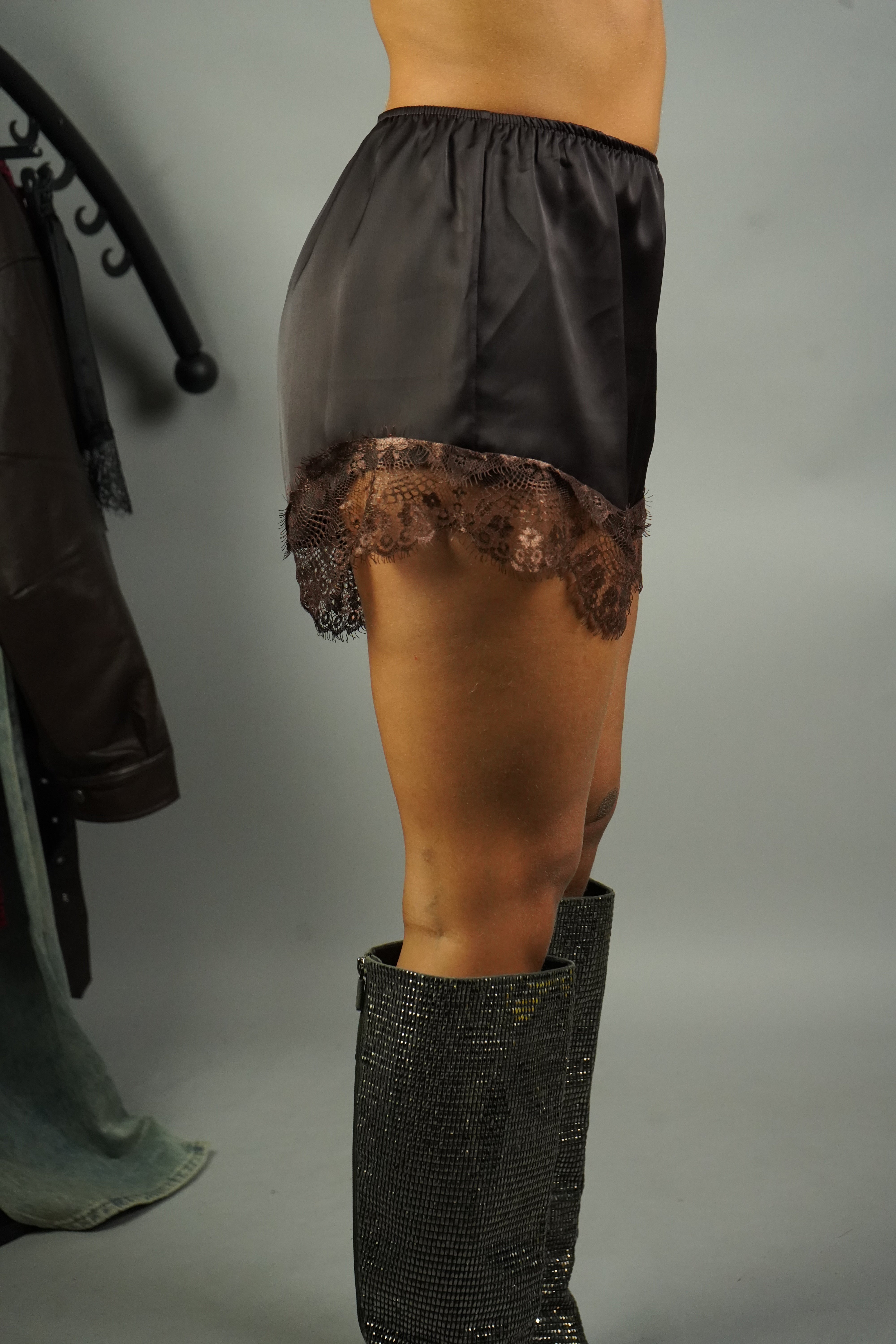 MINI SHORTS RASO MARRONE
