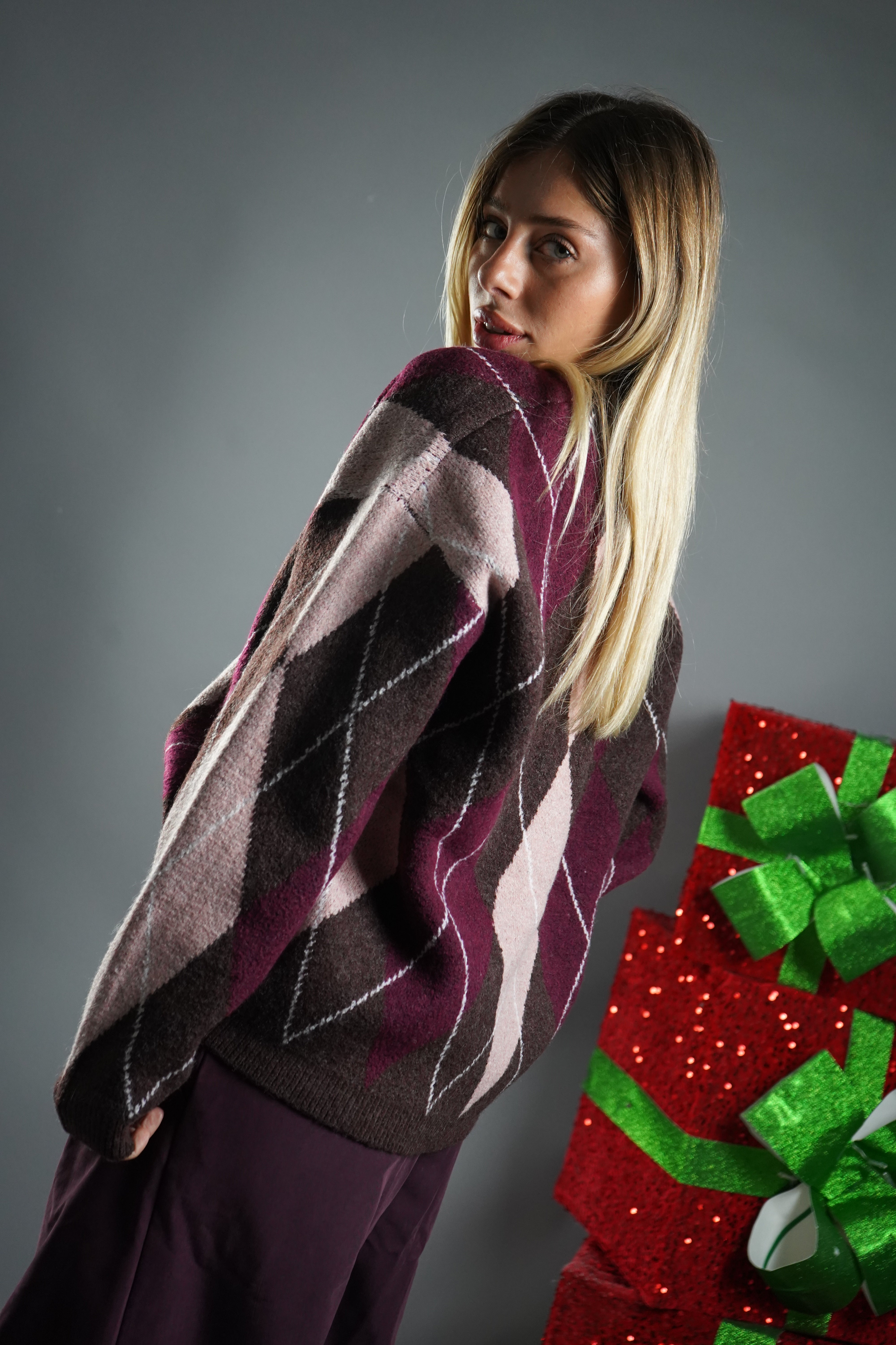 PULL SCACCHI MARRONE E ROSA