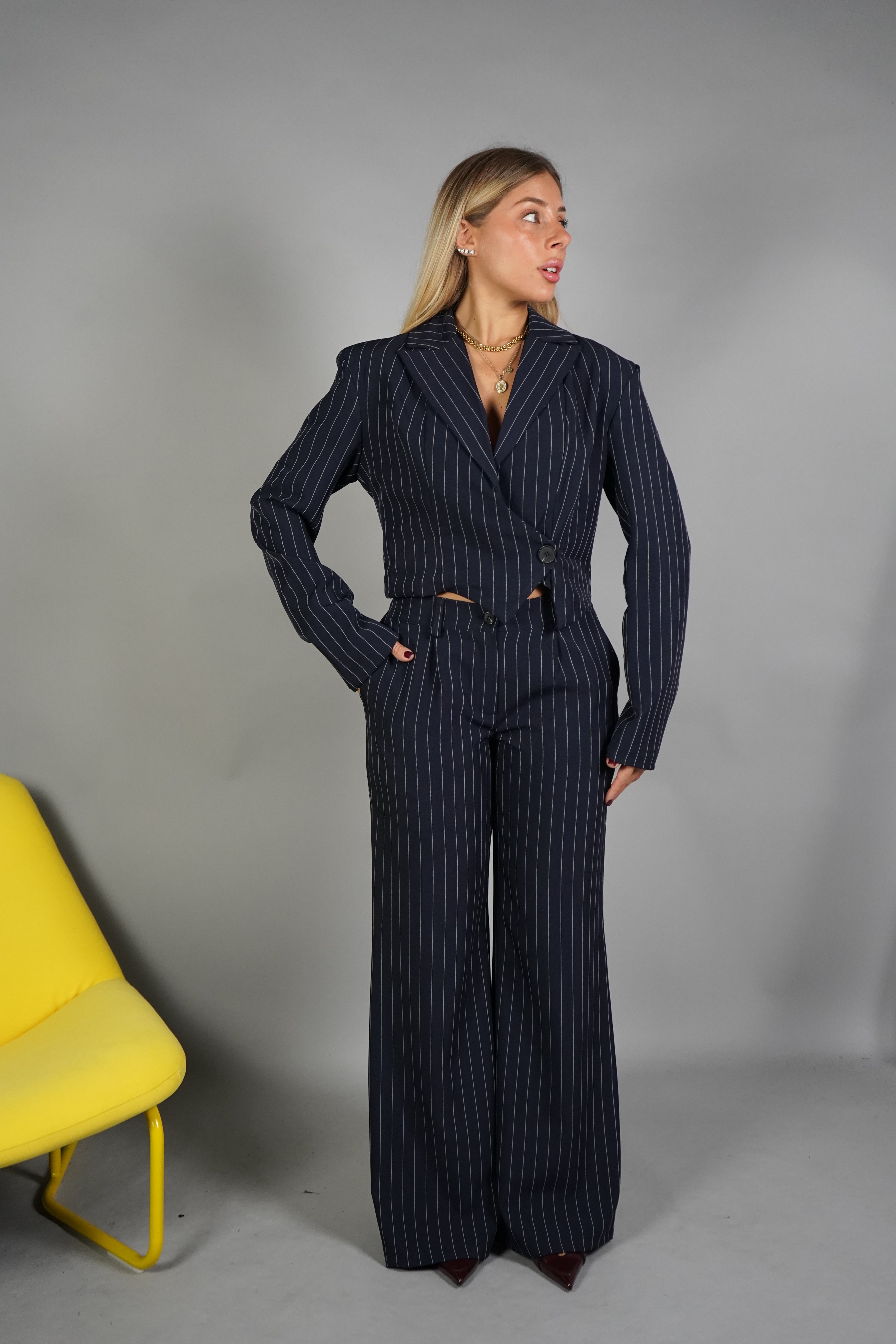 TAILLEUR GESSATO CROP BLU