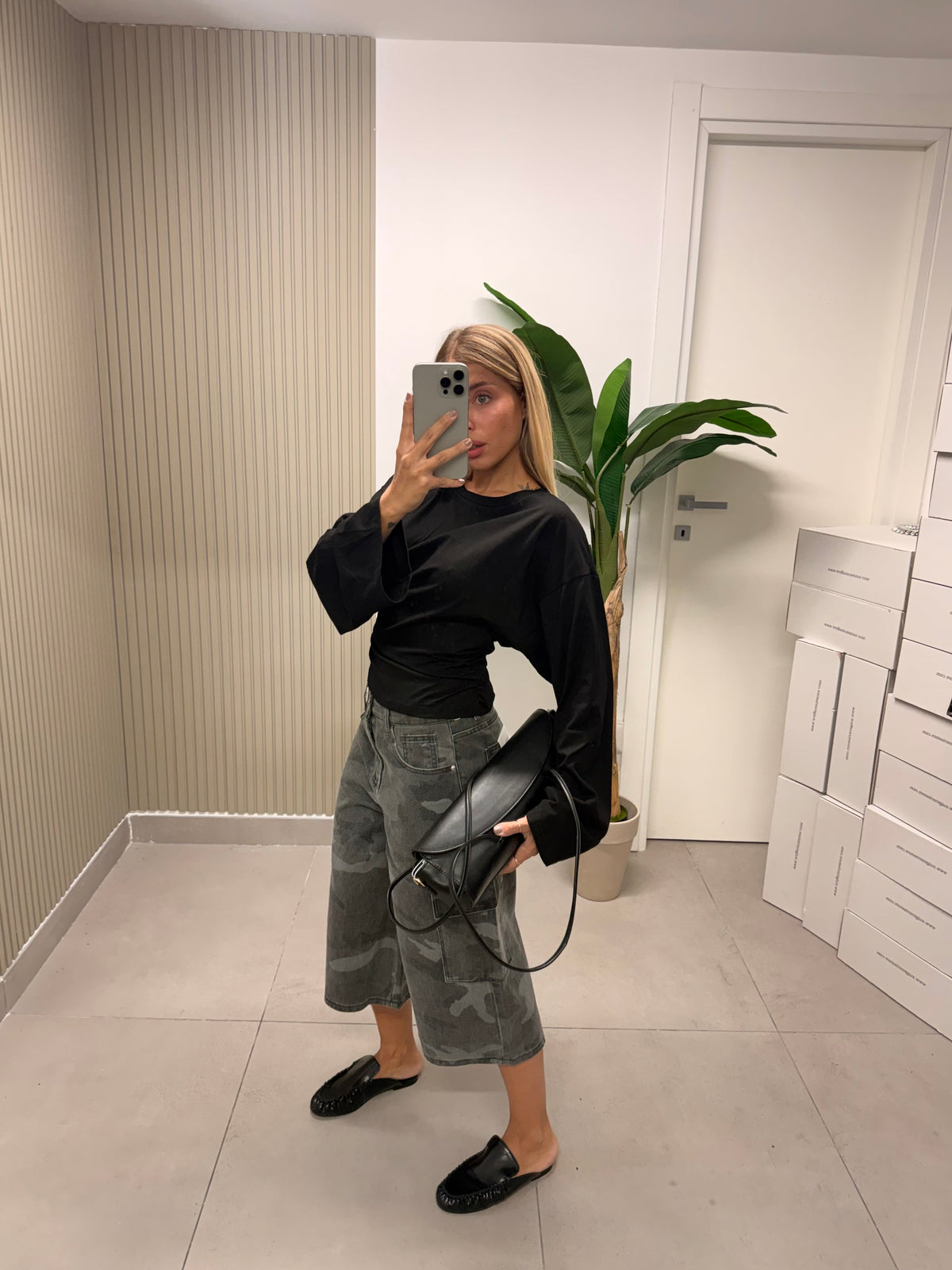 MAGLIA SOFIA NERA