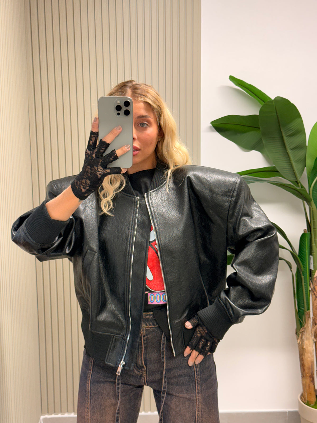 BOMBER CON SPALLINE NERO