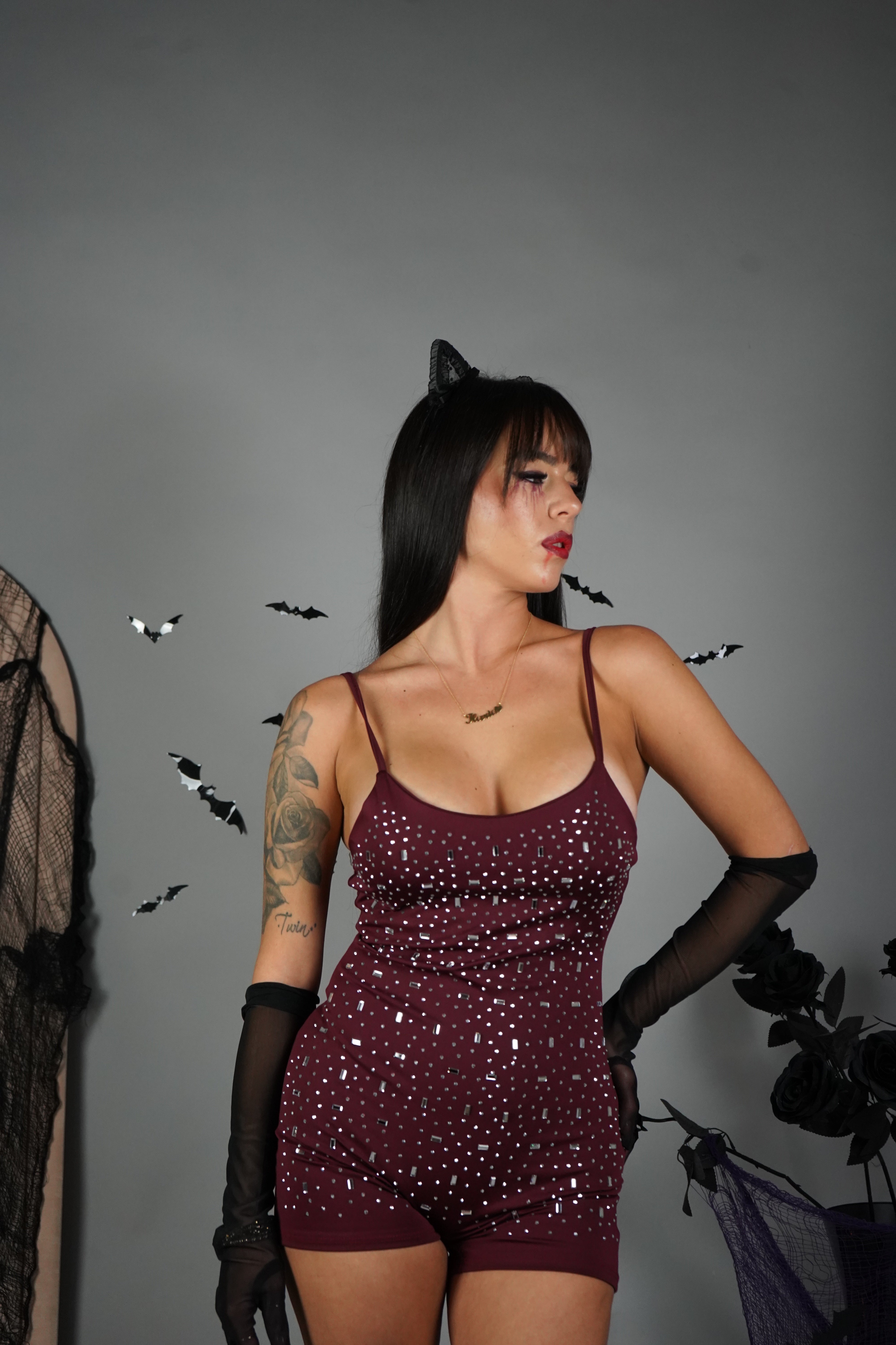 TUTINA STRASS BORDEAUX