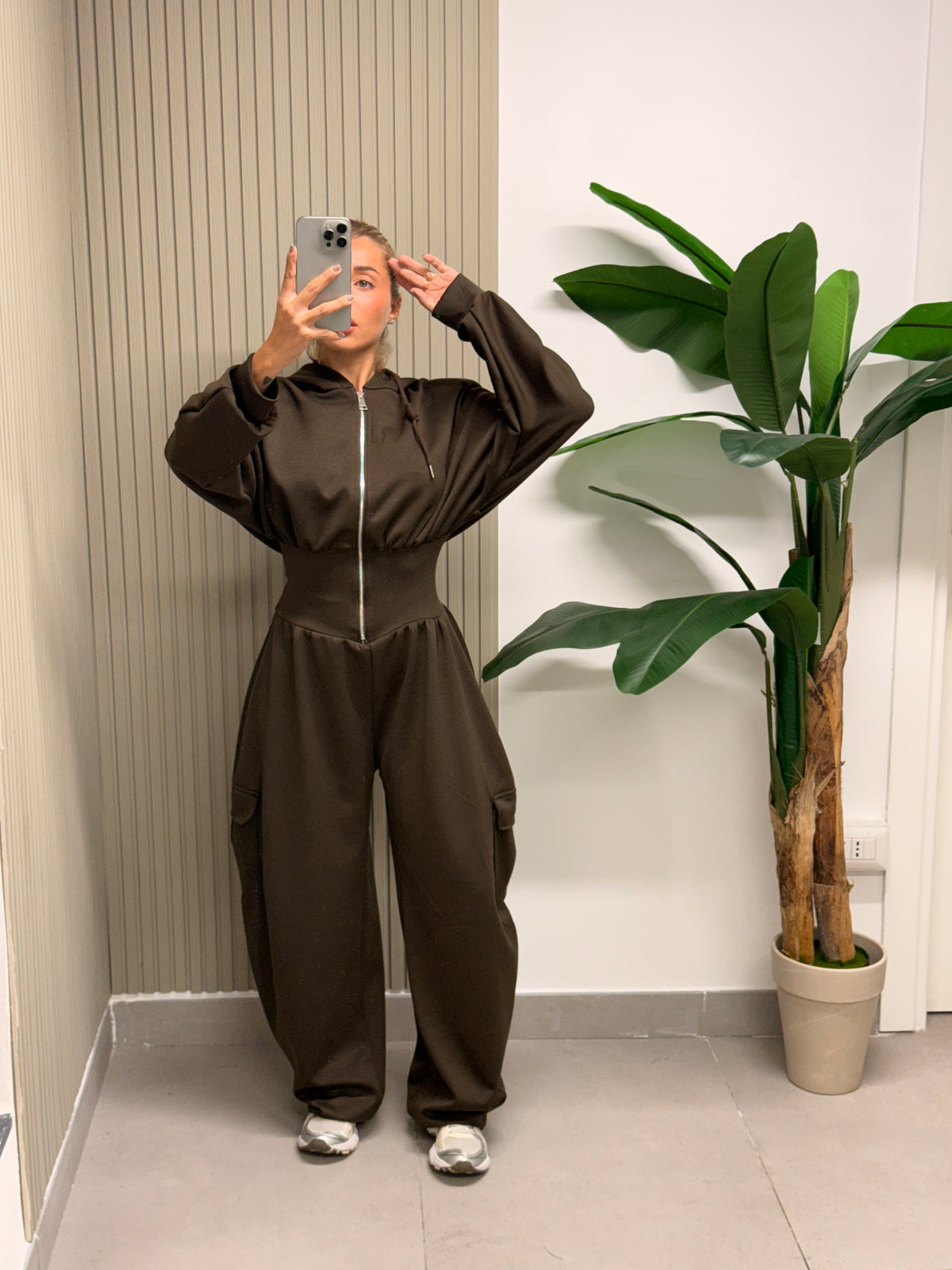 JUMPSUIT CARGO CON SPALLINE MARRONE