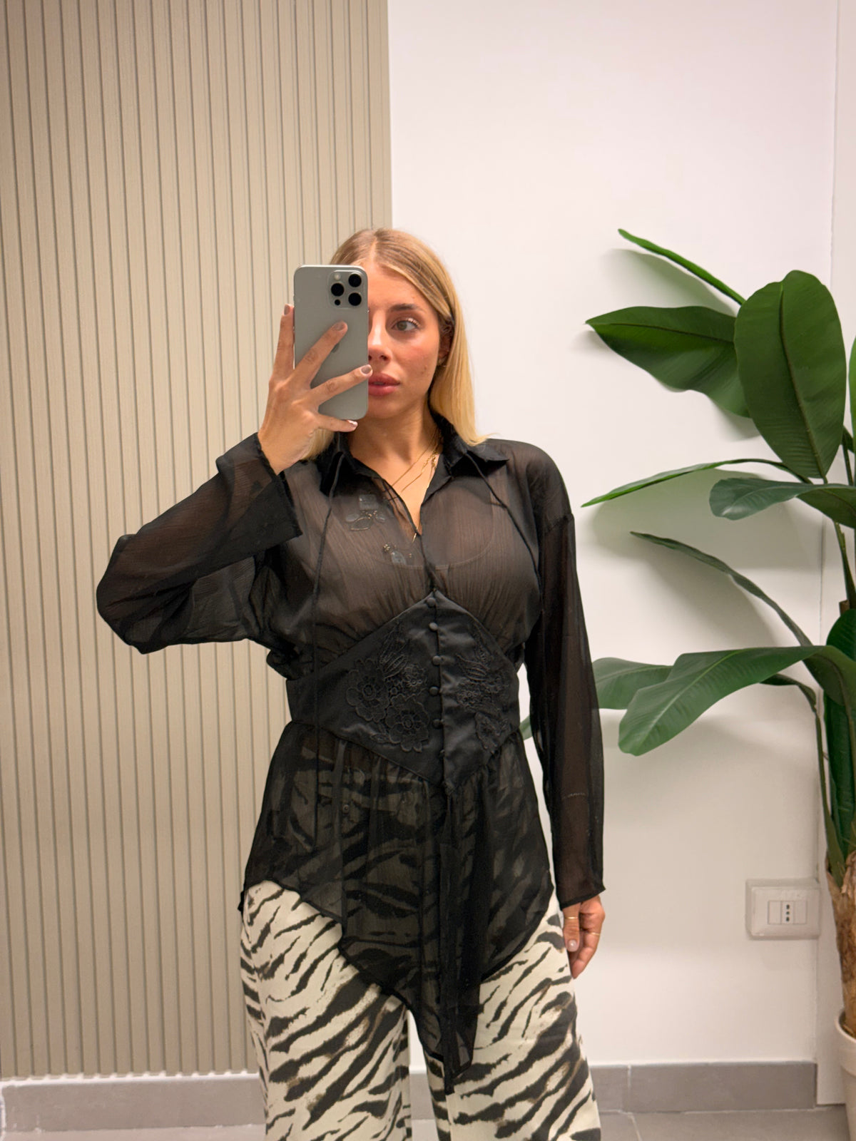 CAMICIA ROMANTICA NERA