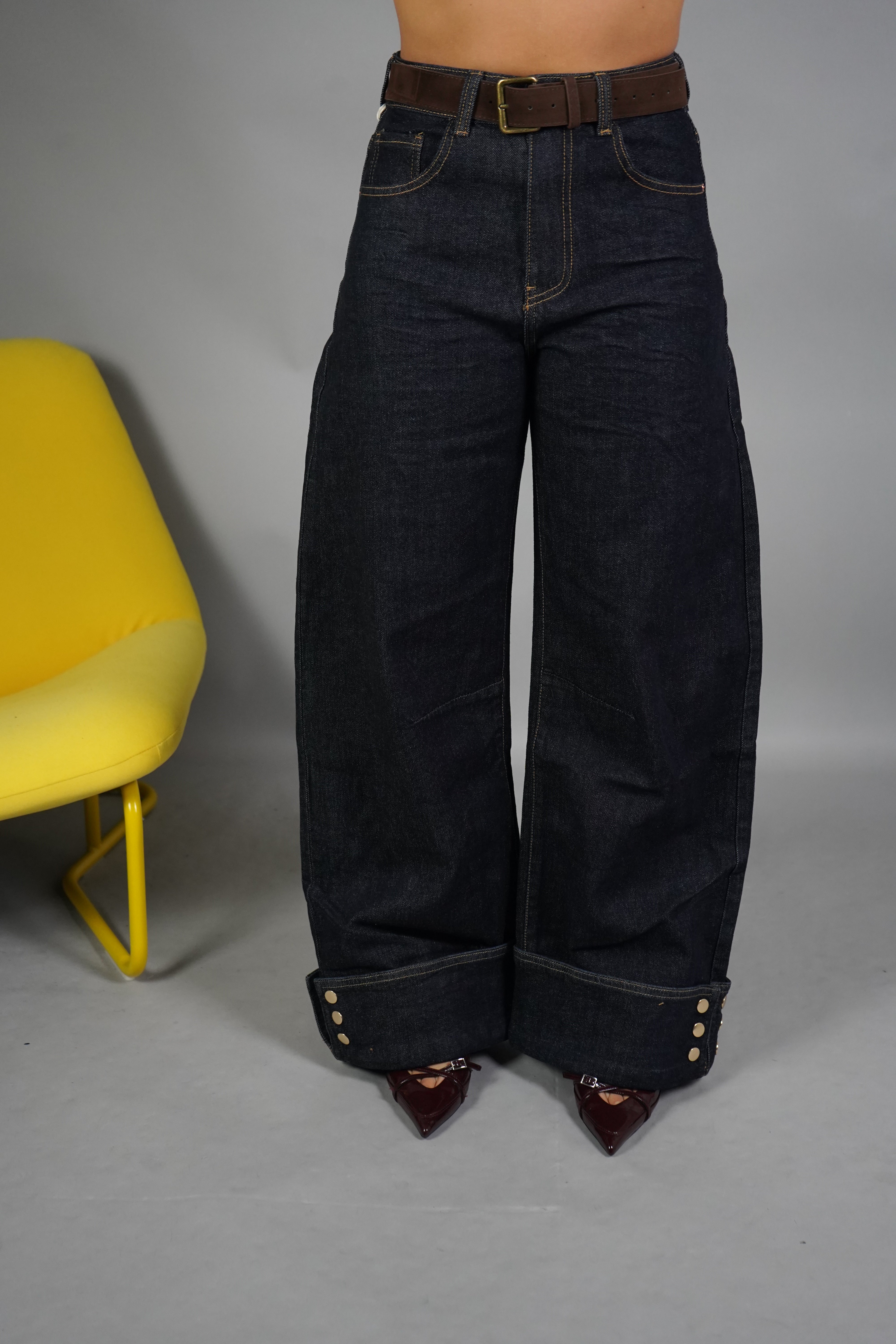 JEANS BALLON CON CINTURA DENIM SCURO