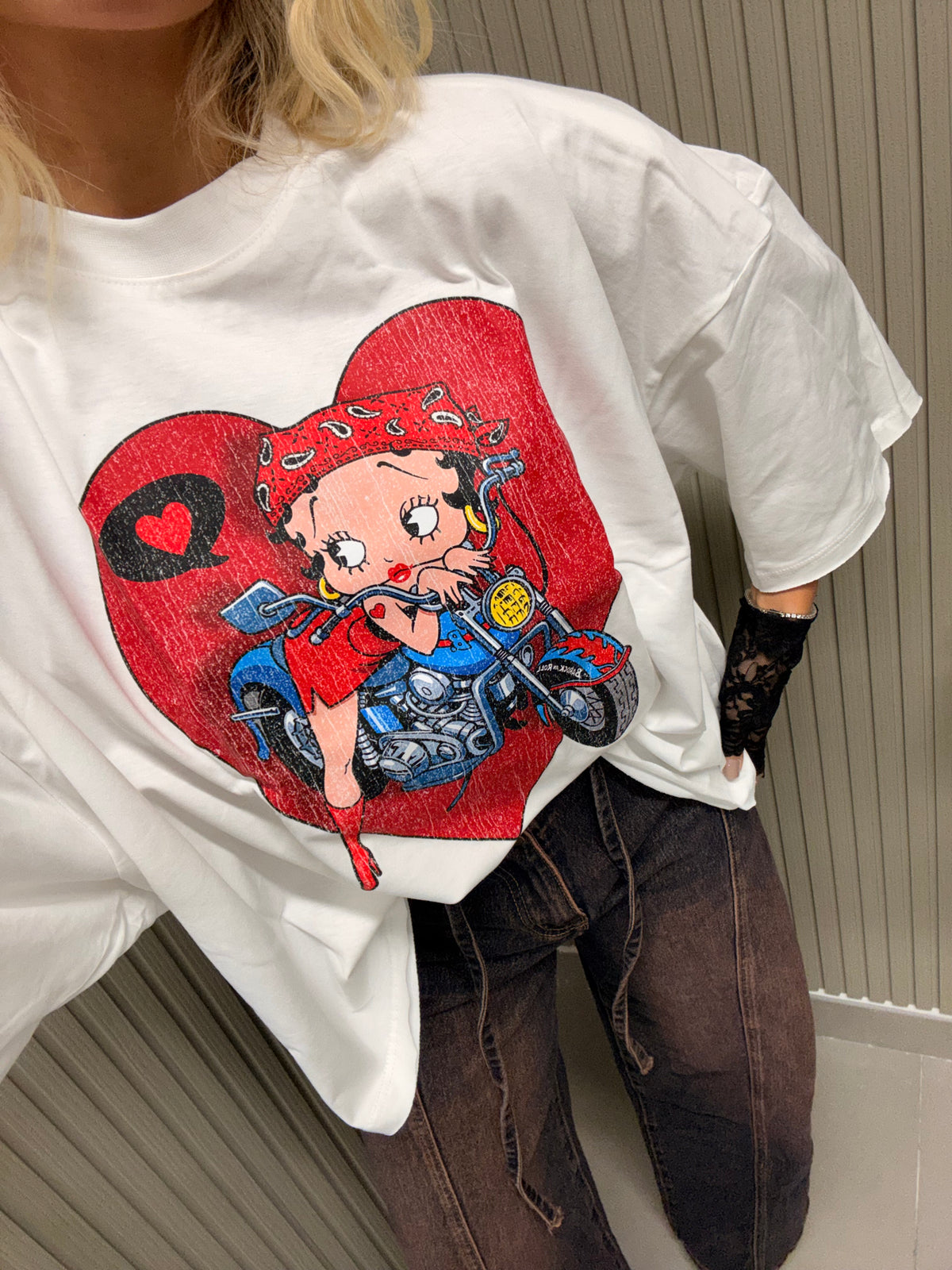 T-SHIRT BOXY BETTY BIANCA