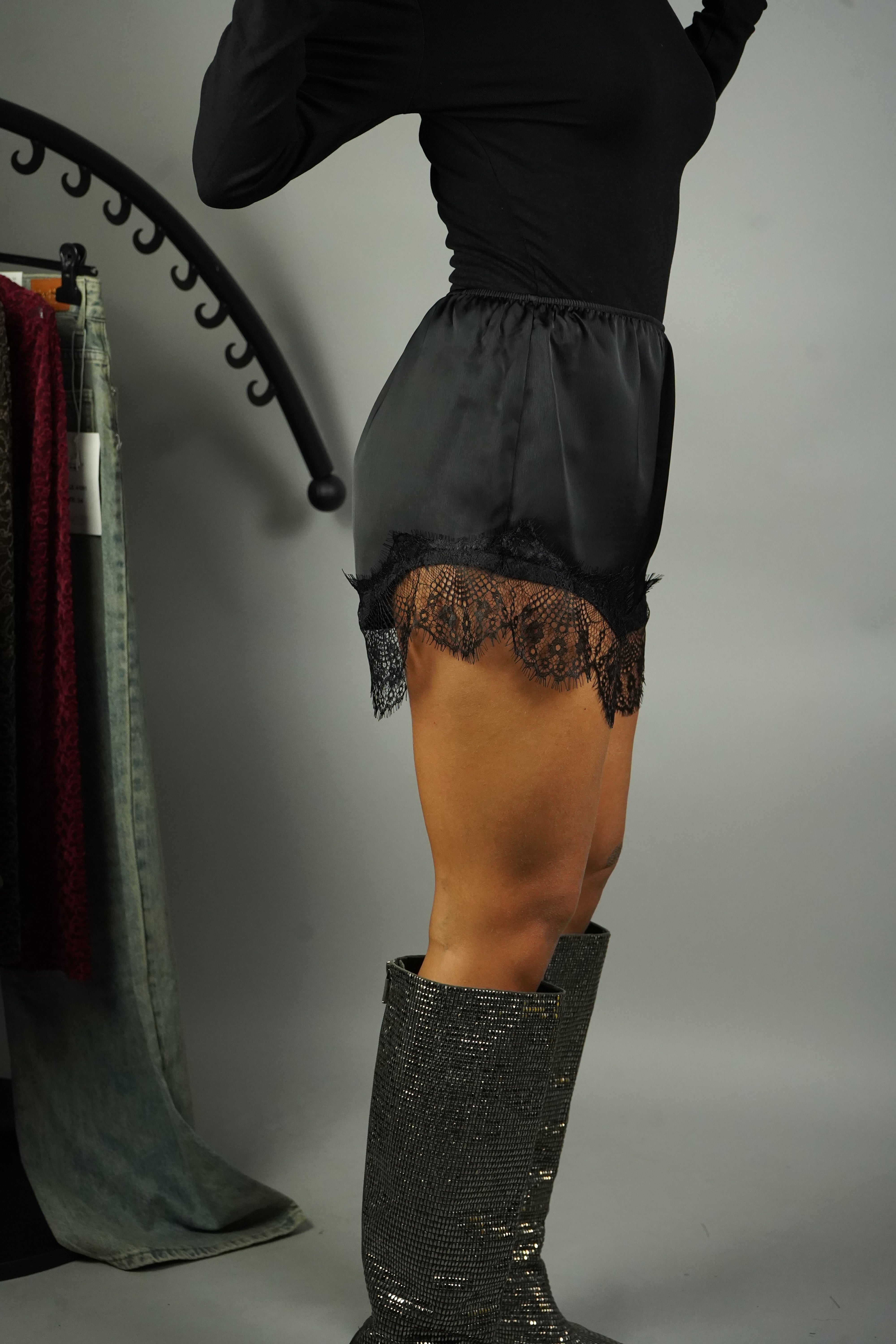 MINI SHORTS RASO NERO