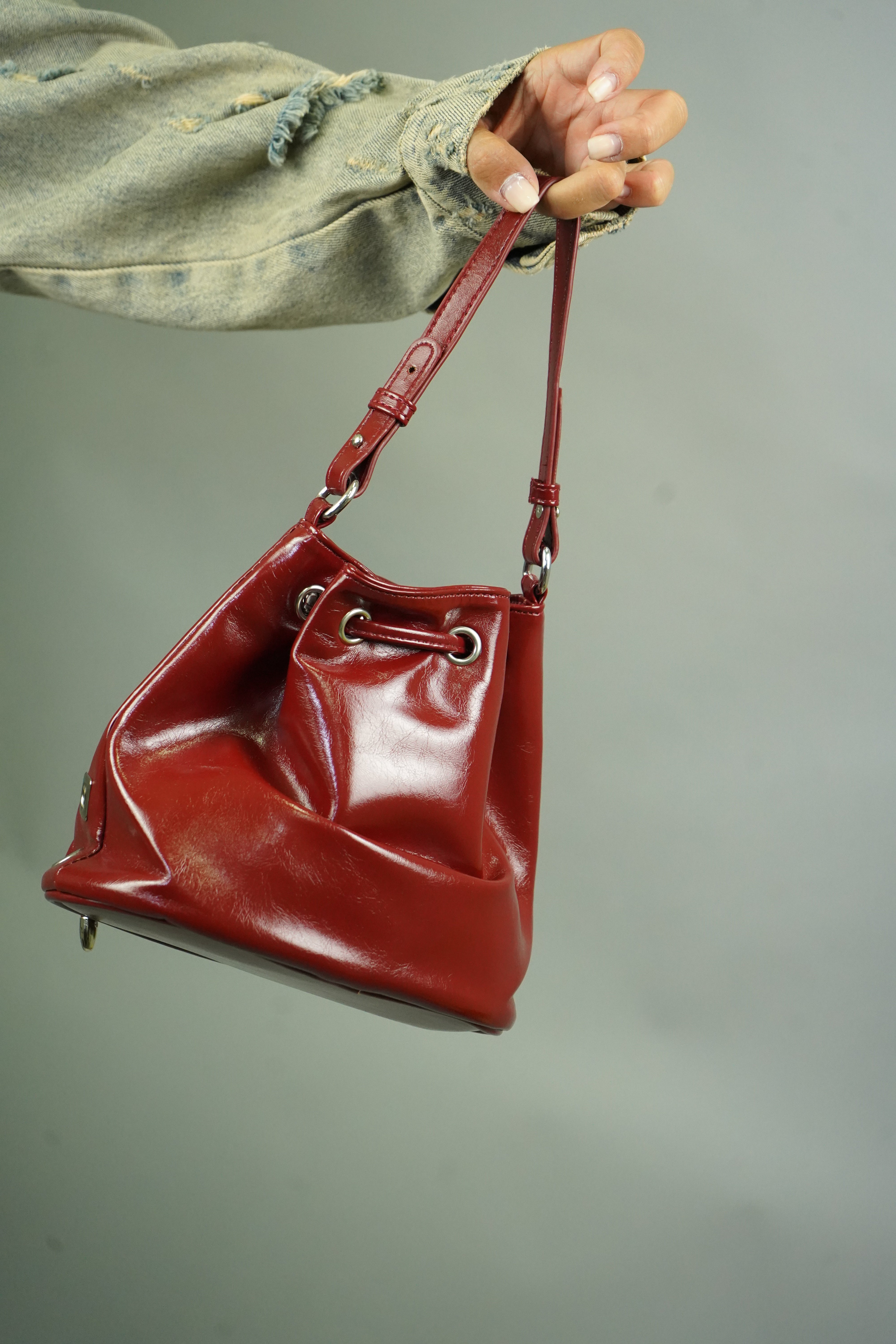 BORSA SACCHETTO BORCHIE